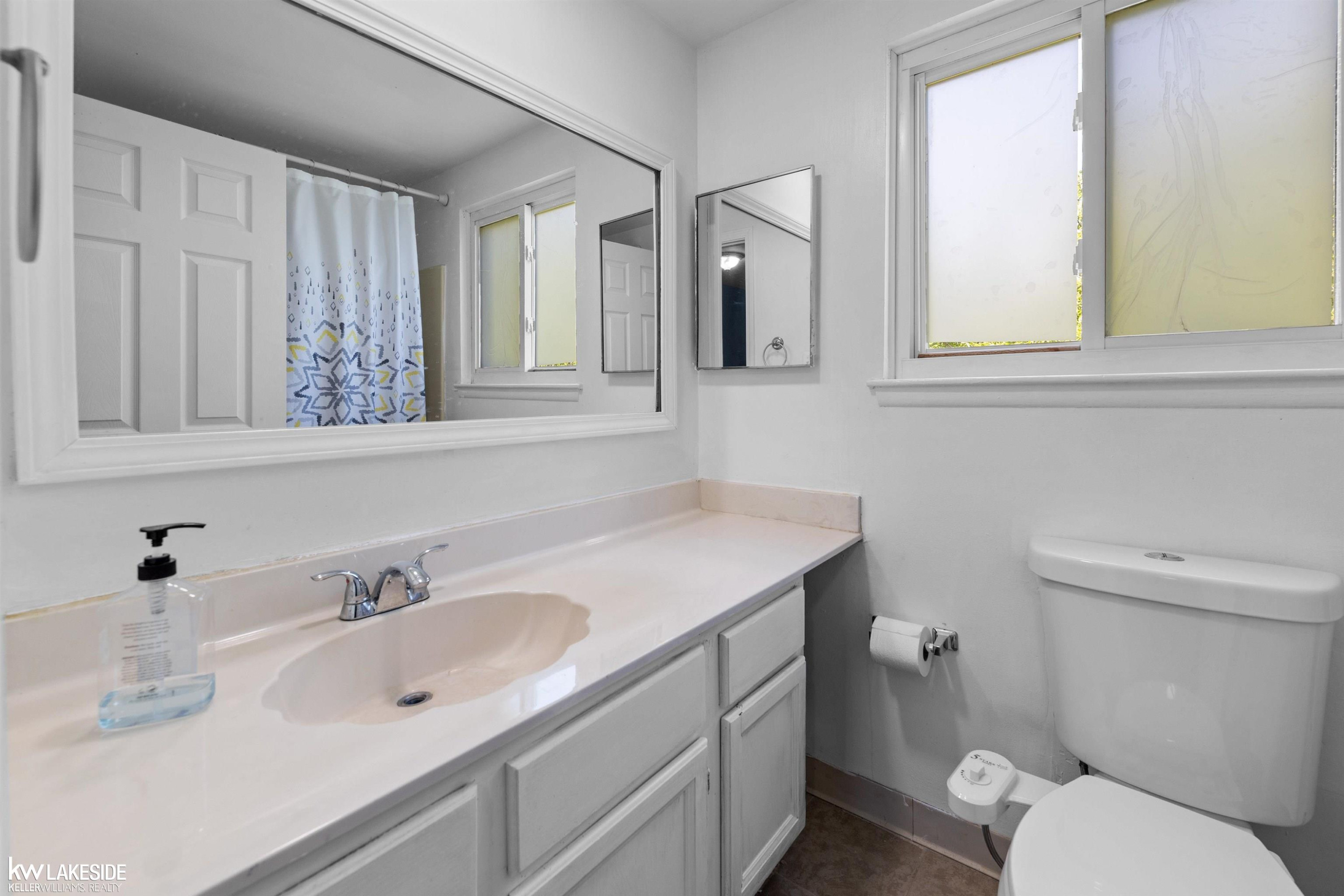 20235 Abrahm Street, Clinton Twp, MI 48035 — Photo 20