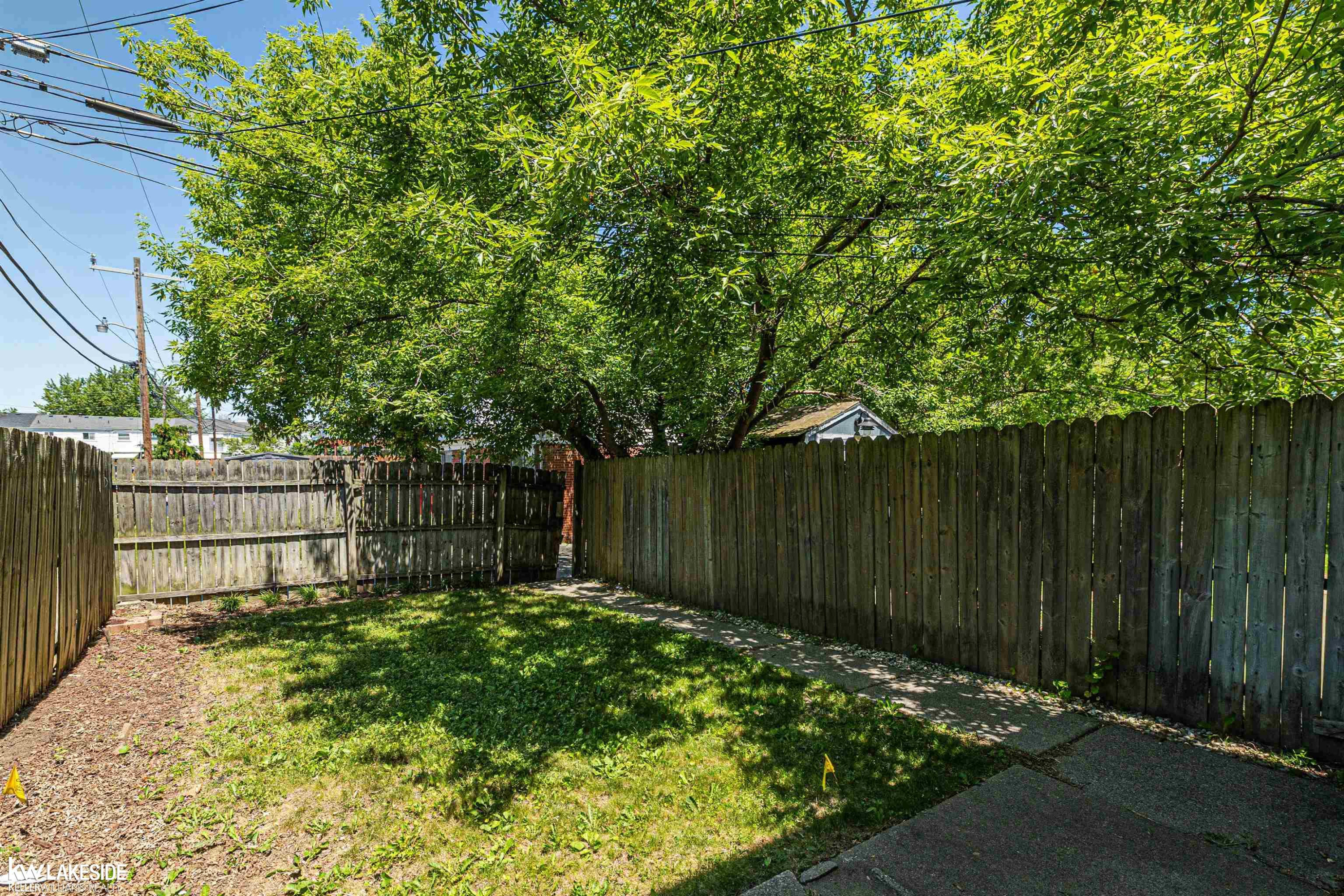 20235 Abrahm Street, Clinton Twp, MI 48035 — Photo 24