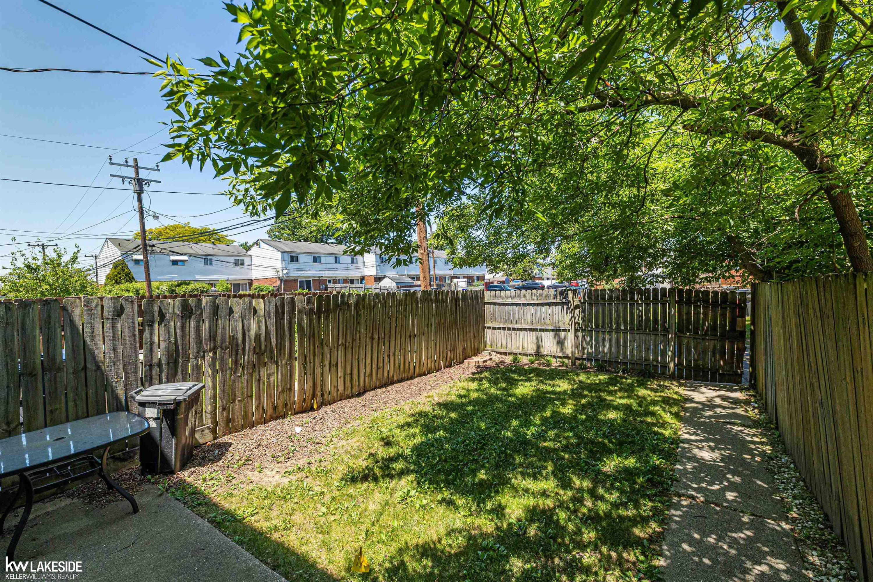 20235 Abrahm Street, Clinton Twp, MI 48035 — Photo 26