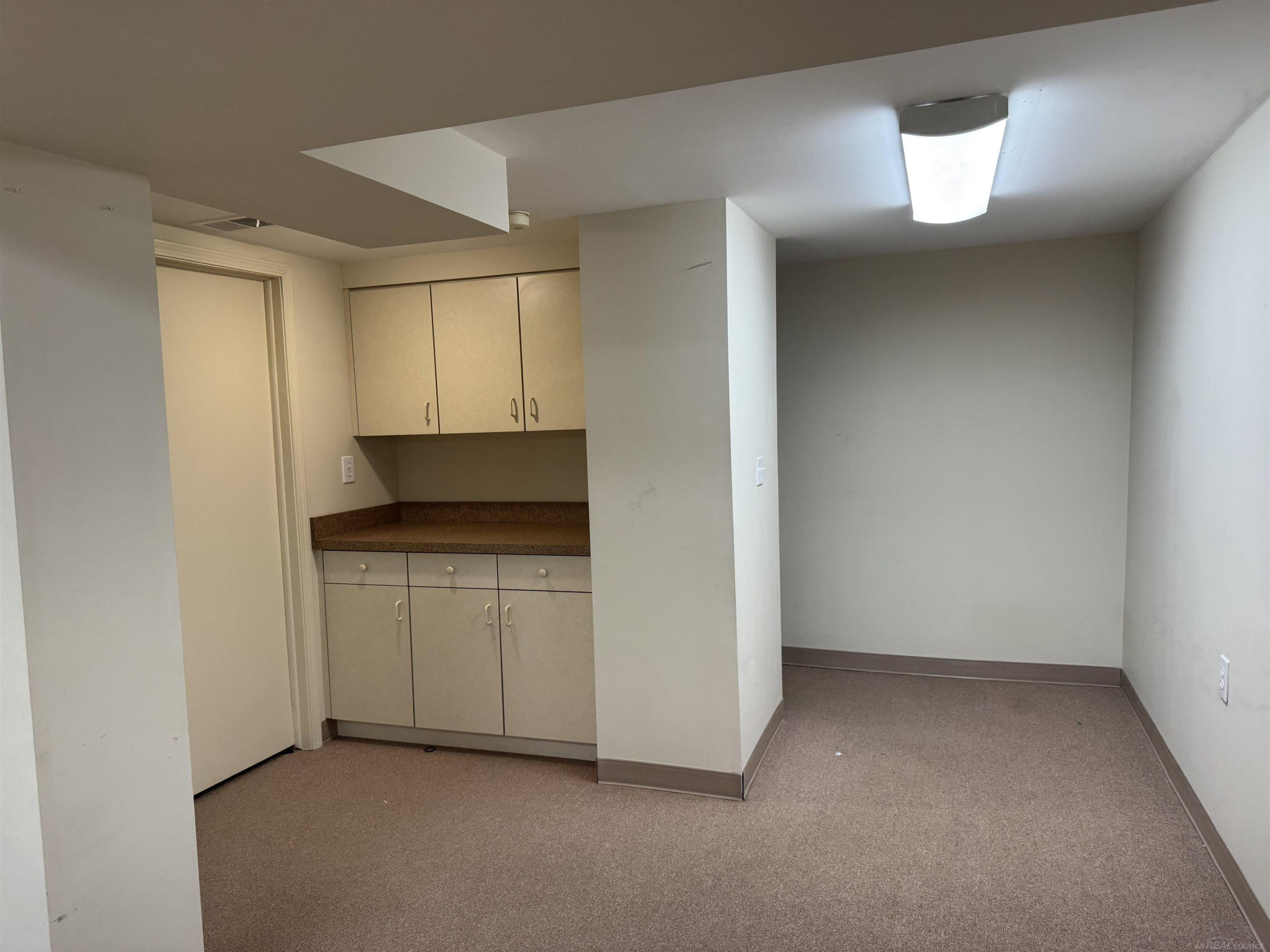 7930 Woodingham Drive, West Bloomfield, MI — Photo 13
