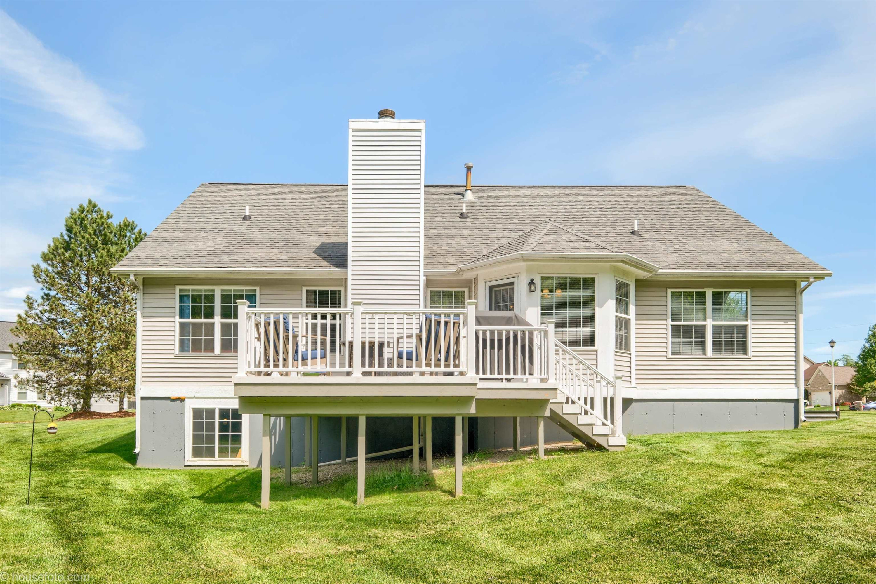 4211 Maplewood Meadows Avenue Avenue, Grand Blanc, MI 48439 — Photo 3