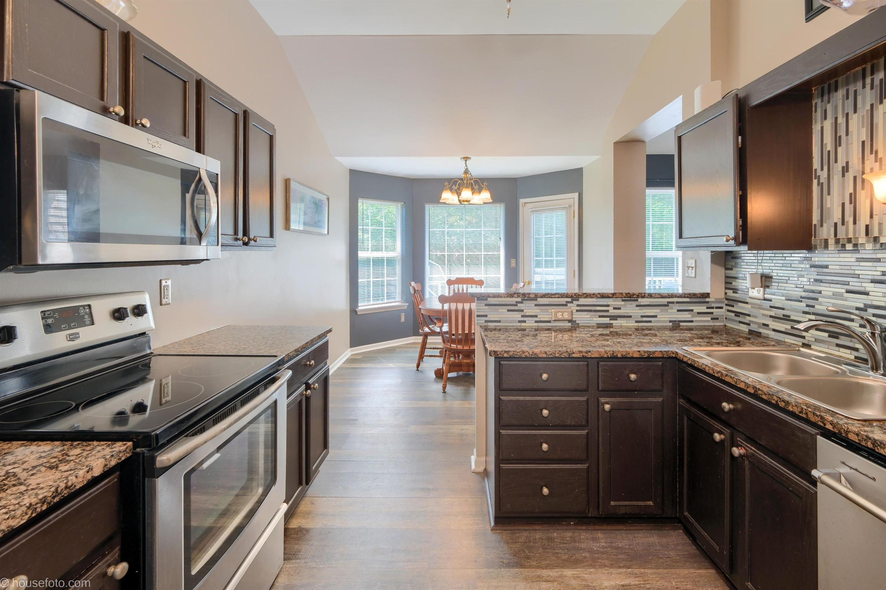 4211 Maplewood Meadows Avenue Avenue, Grand Blanc, MI 48439 — Photo 17