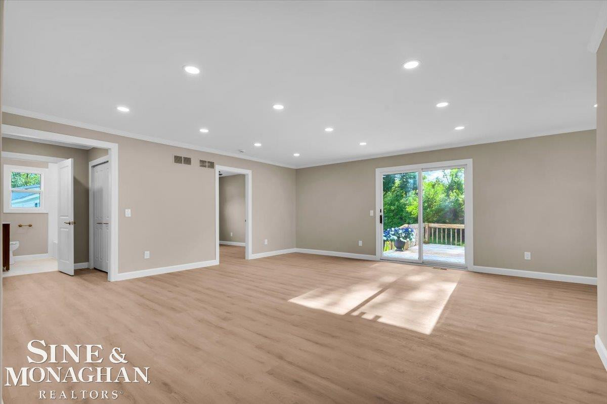 985 Fairledge Avenue, Lake Orion, MI 48362 — Photo 7