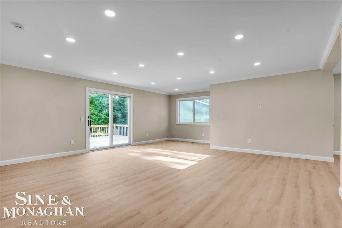 985 Fairledge Avenue, Lake Orion, MI 48362 — Photo 10