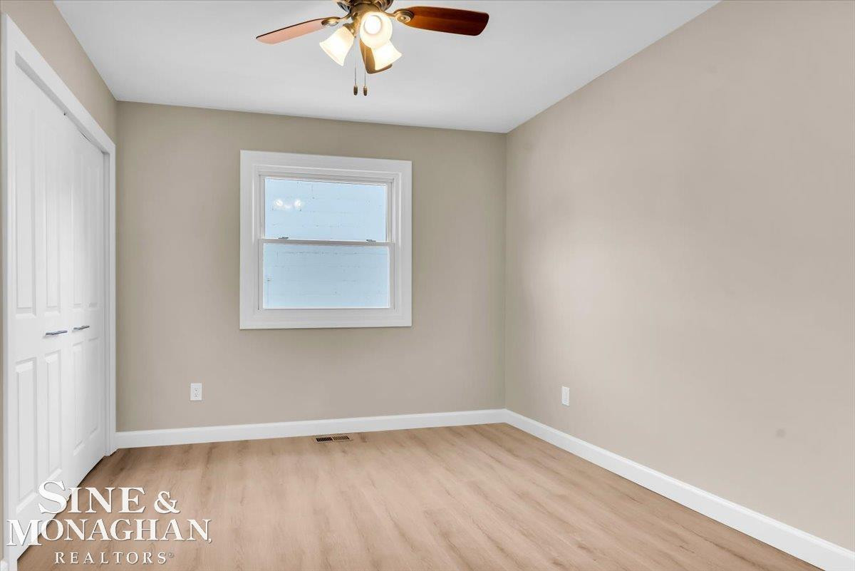 985 Fairledge Avenue, Lake Orion, MI 48362 — Photo 13