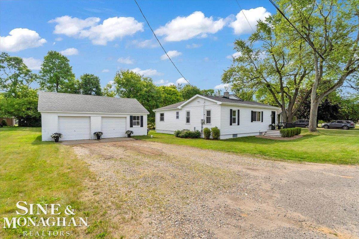 985 Fairledge Avenue, Lake Orion, MI 48362 — Photo 23