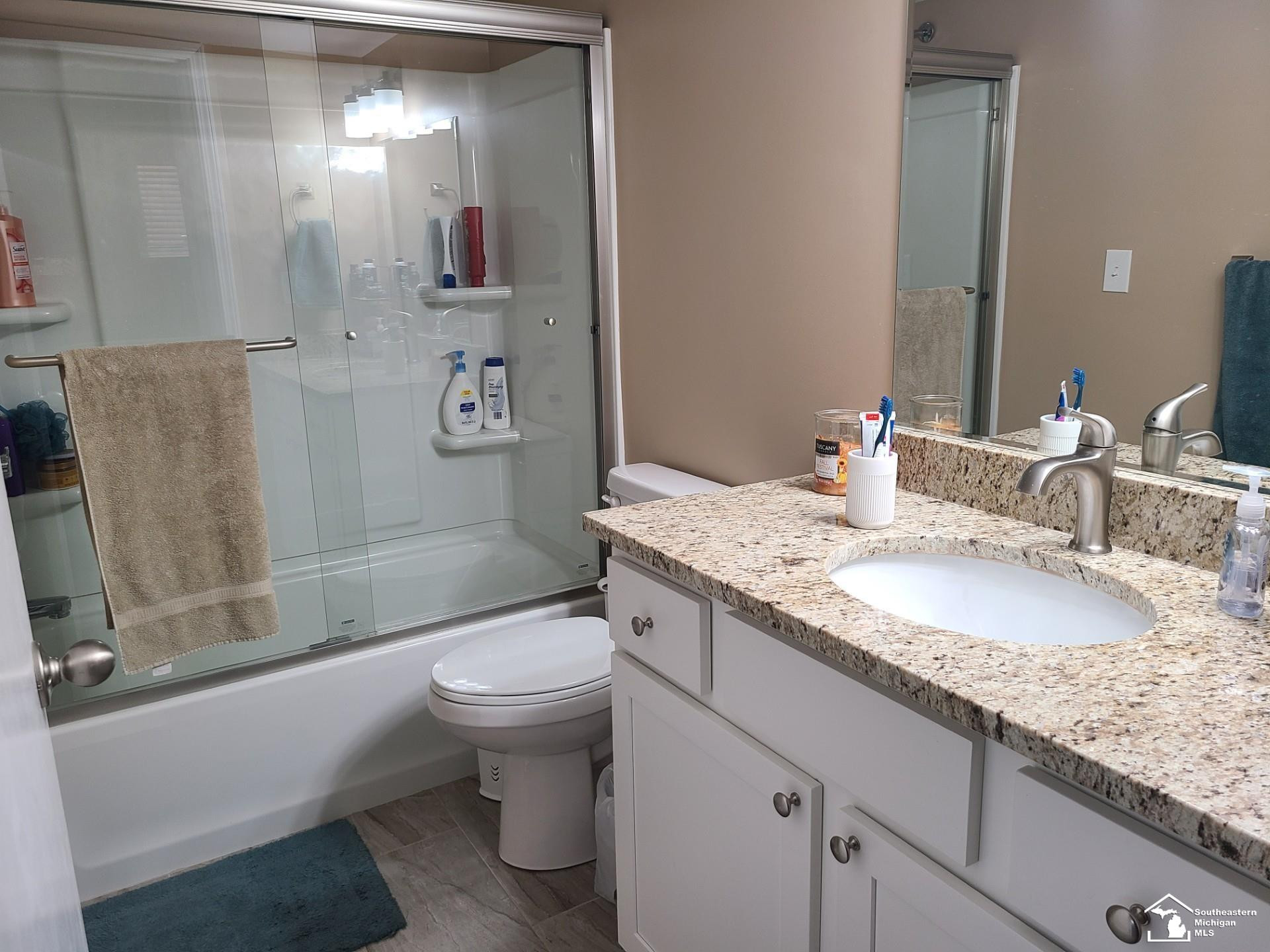 523 John Anderson Court, 79, Monroe, MI 48162 — Photo 12
