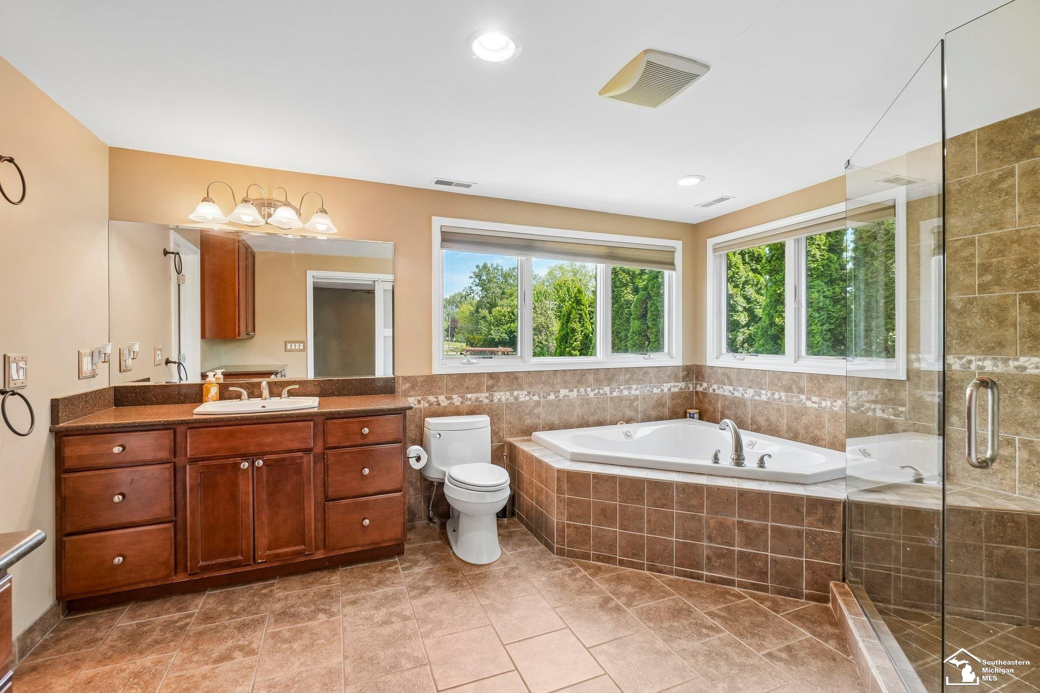 28395 Swan Island Drive, Grosse Ile, MI 48138 — Photo 29