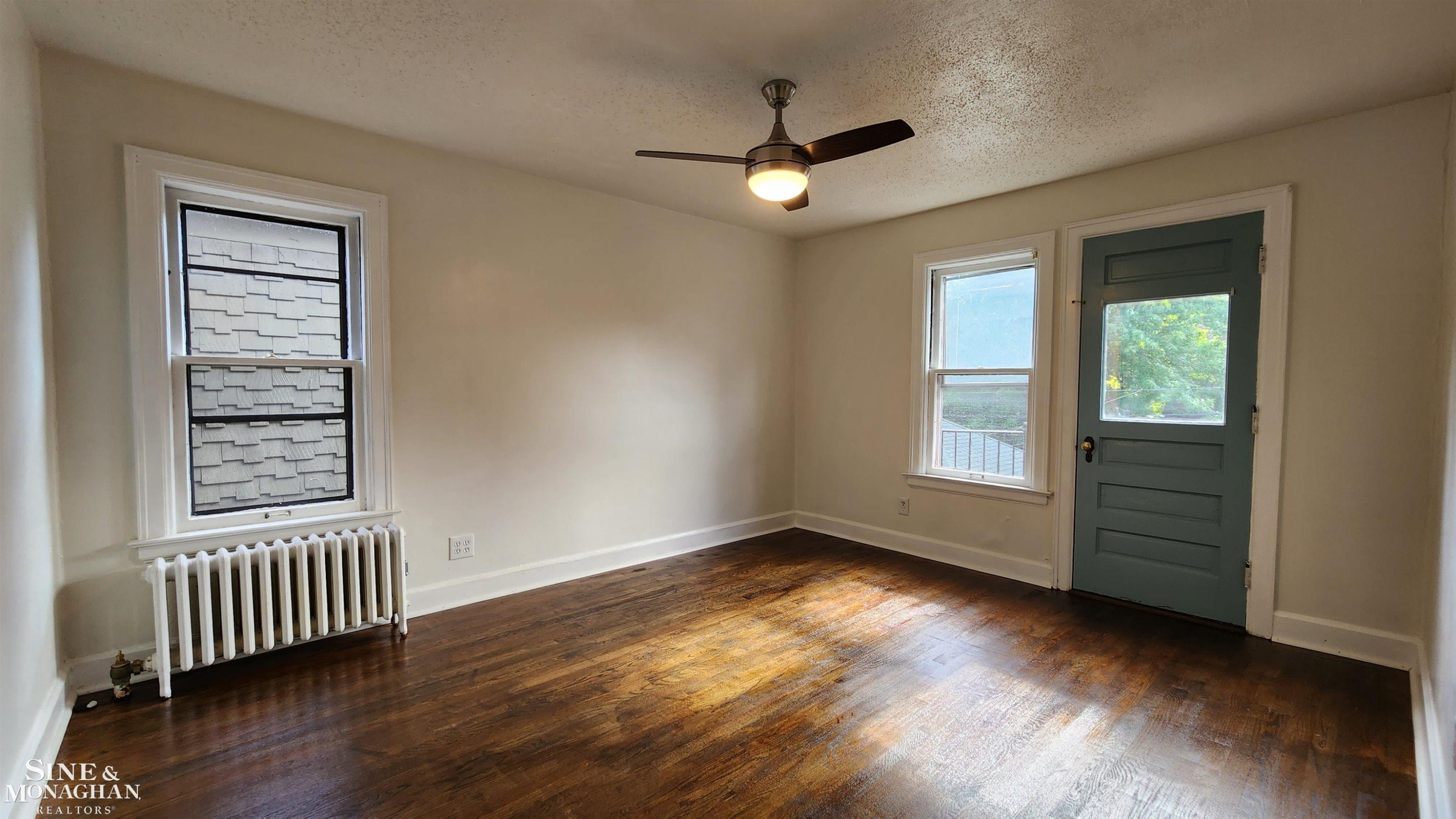 861 Beaconsfield Avenue, Upper, Grosse Pointe Park, MI 48230 — Photo 9