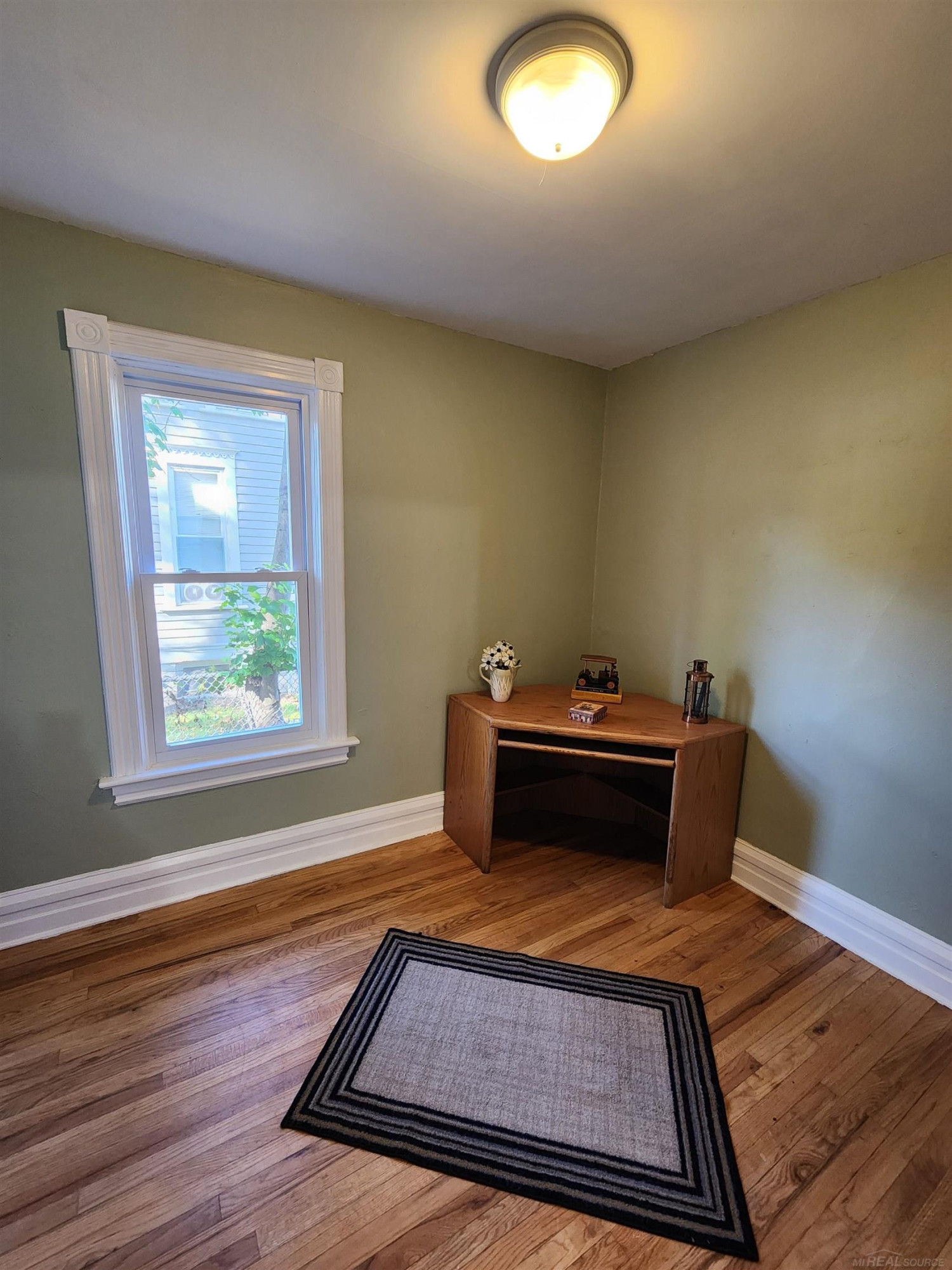 77 Hubbard Street, Mount Clemens, MI 48043 — Photo 8