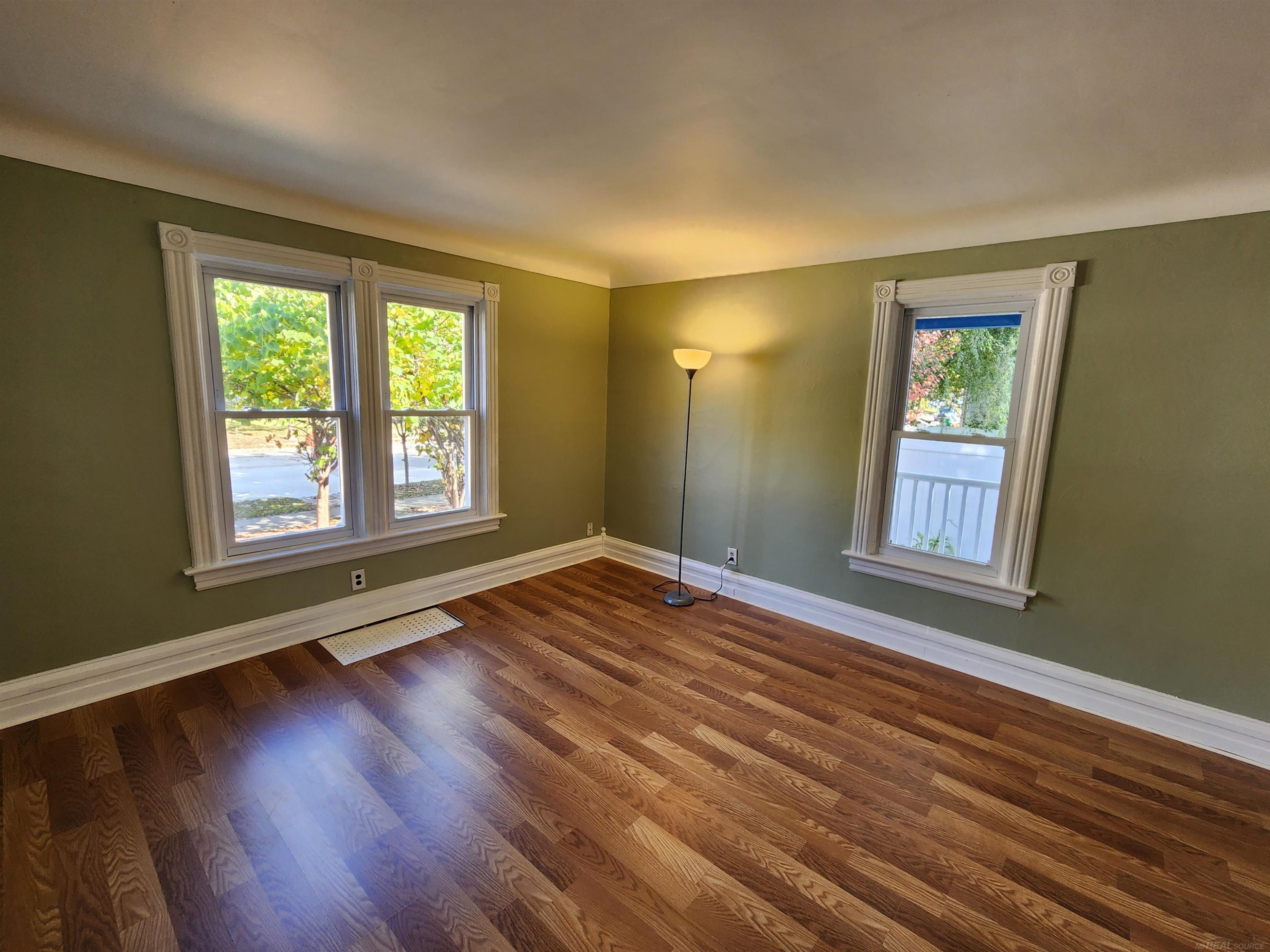 77 Hubbard Street, Mount Clemens, MI 48043 — Photo 10