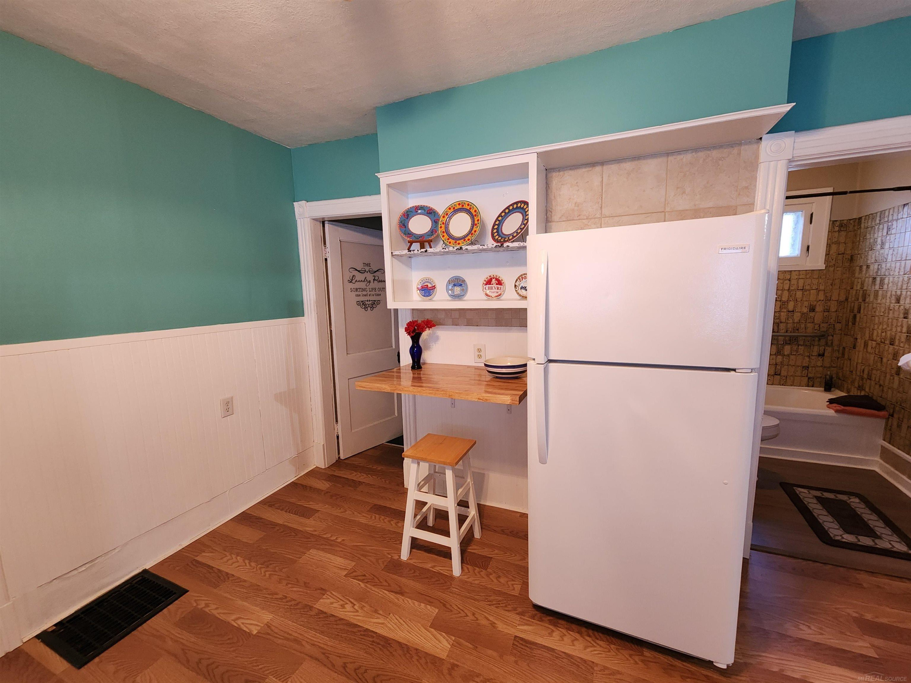 77 Hubbard Street, Mount Clemens, MI 48043 — Photo 18