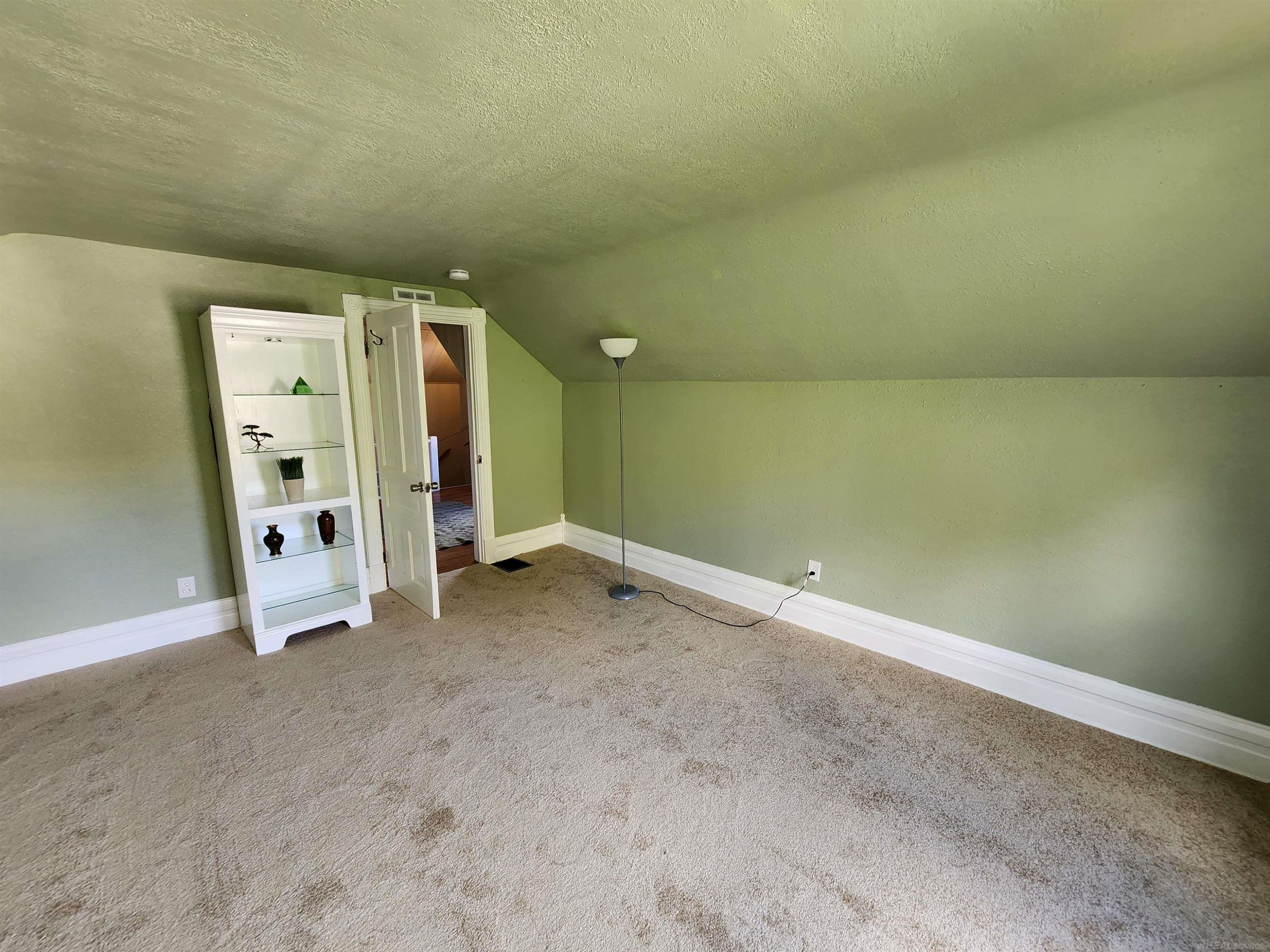 77 Hubbard Street, Mount Clemens, MI 48043 — Photo 27