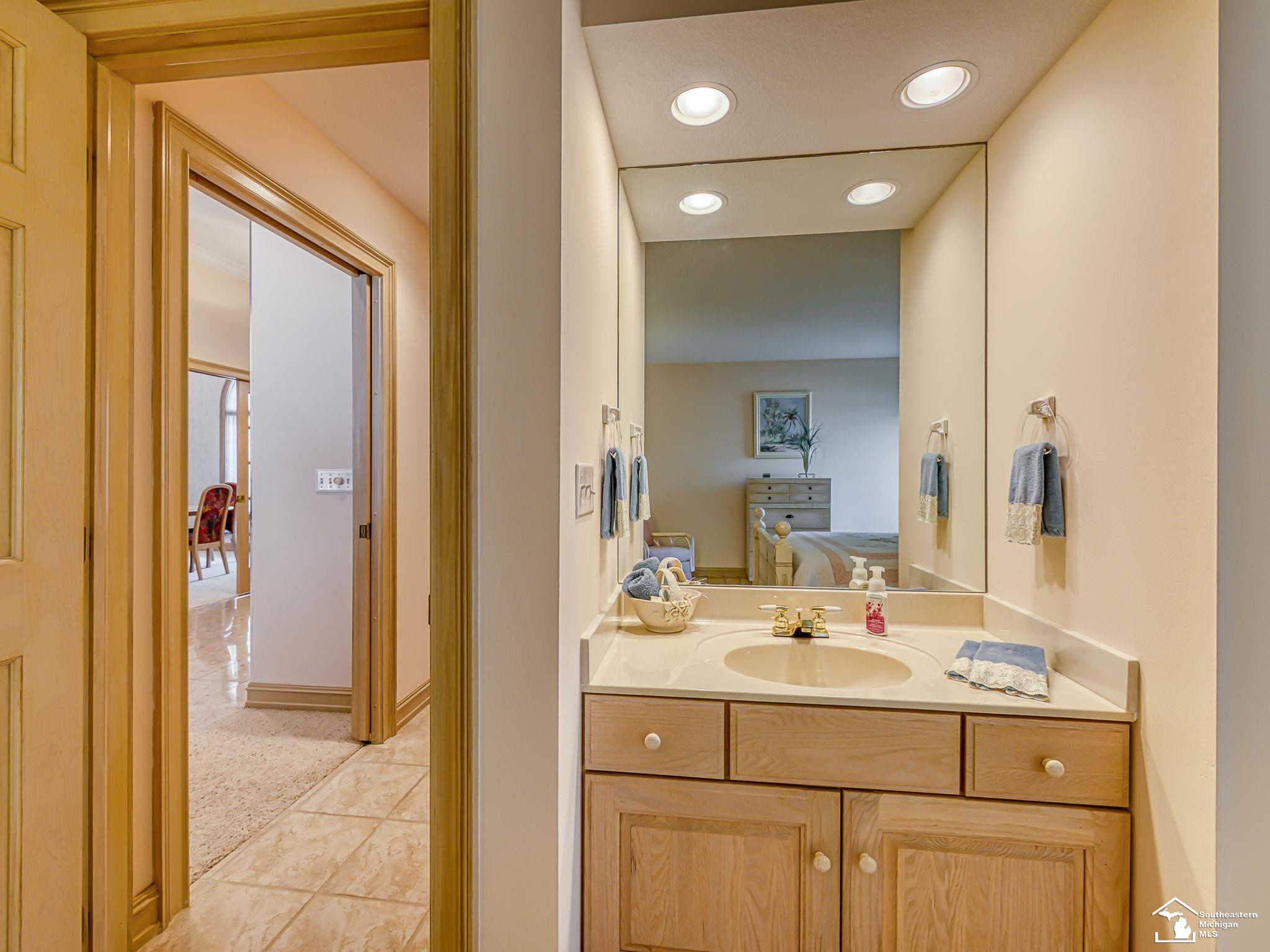 5572 Raven Parkway Drive, Monroe, MI 48161 — Photo 36