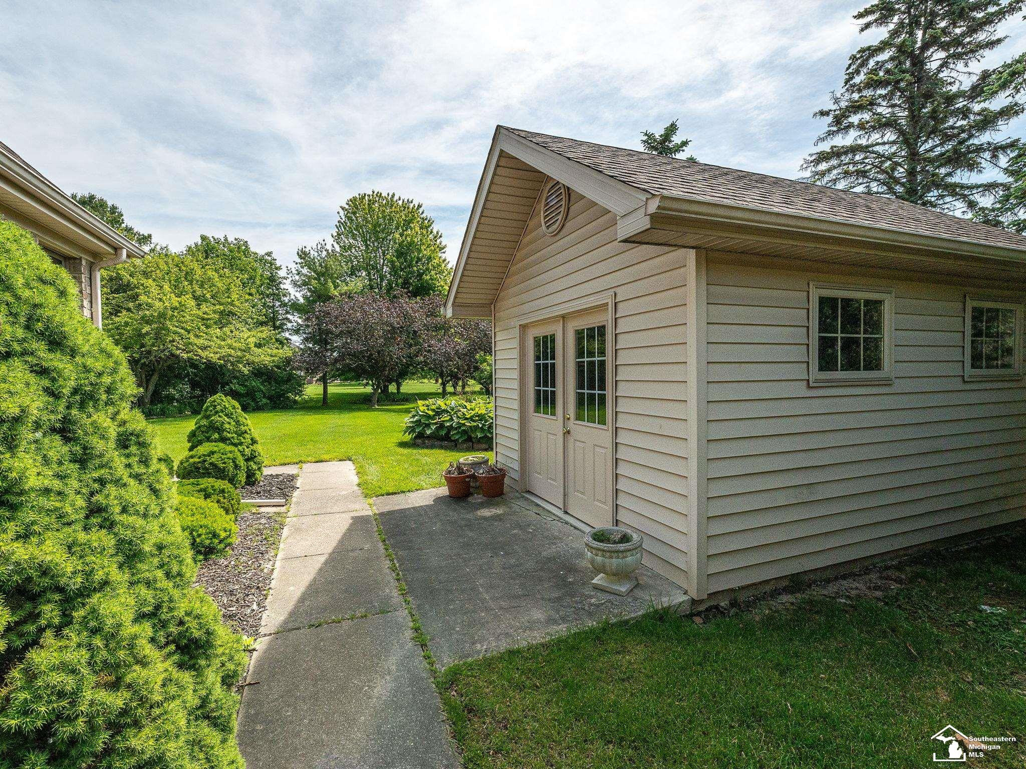 5572 Raven Parkway Drive, Monroe, MI 48161 — Photo 51