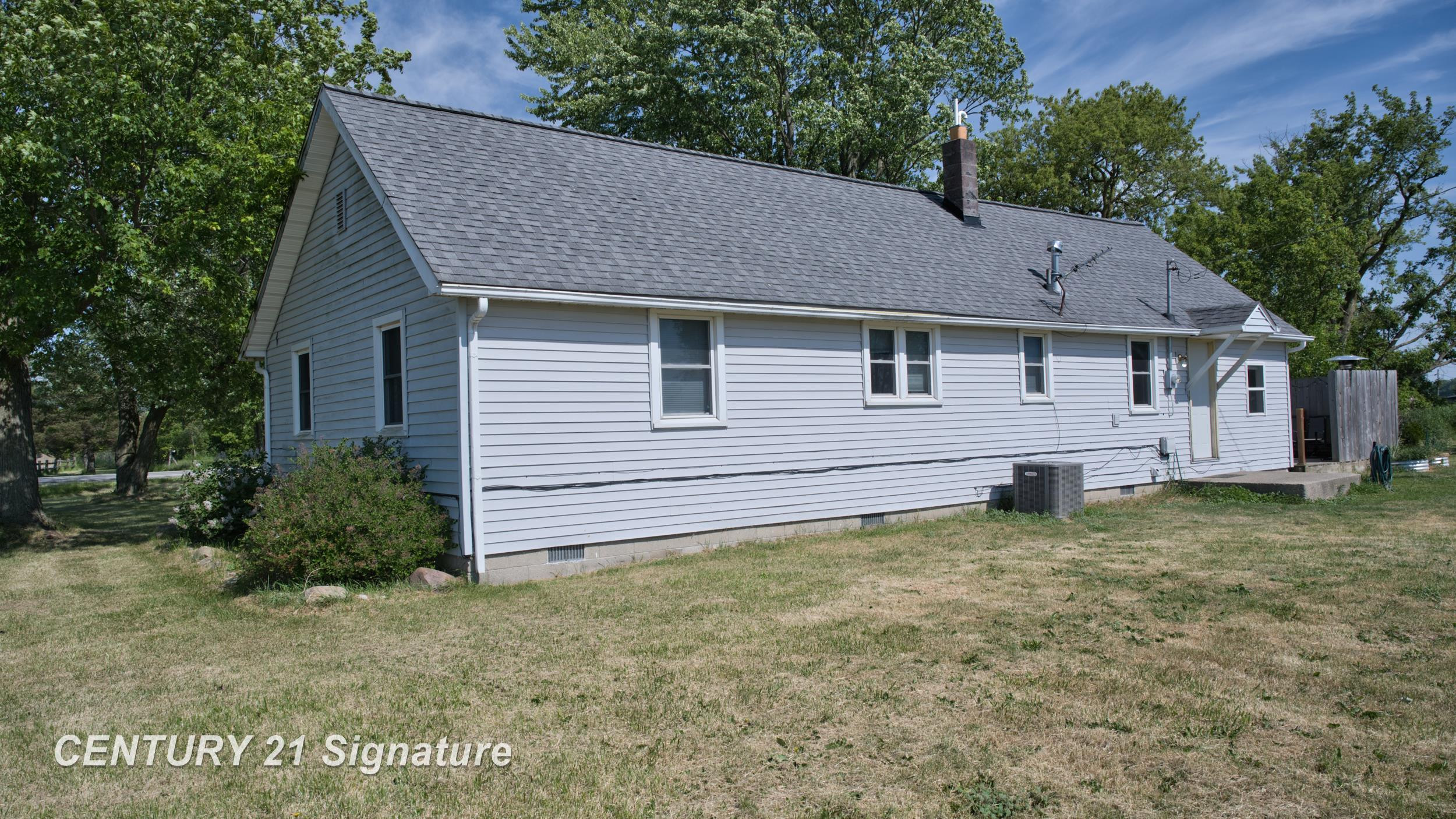 5940 East Road, Saginaw, MI 48601 — Photo 4