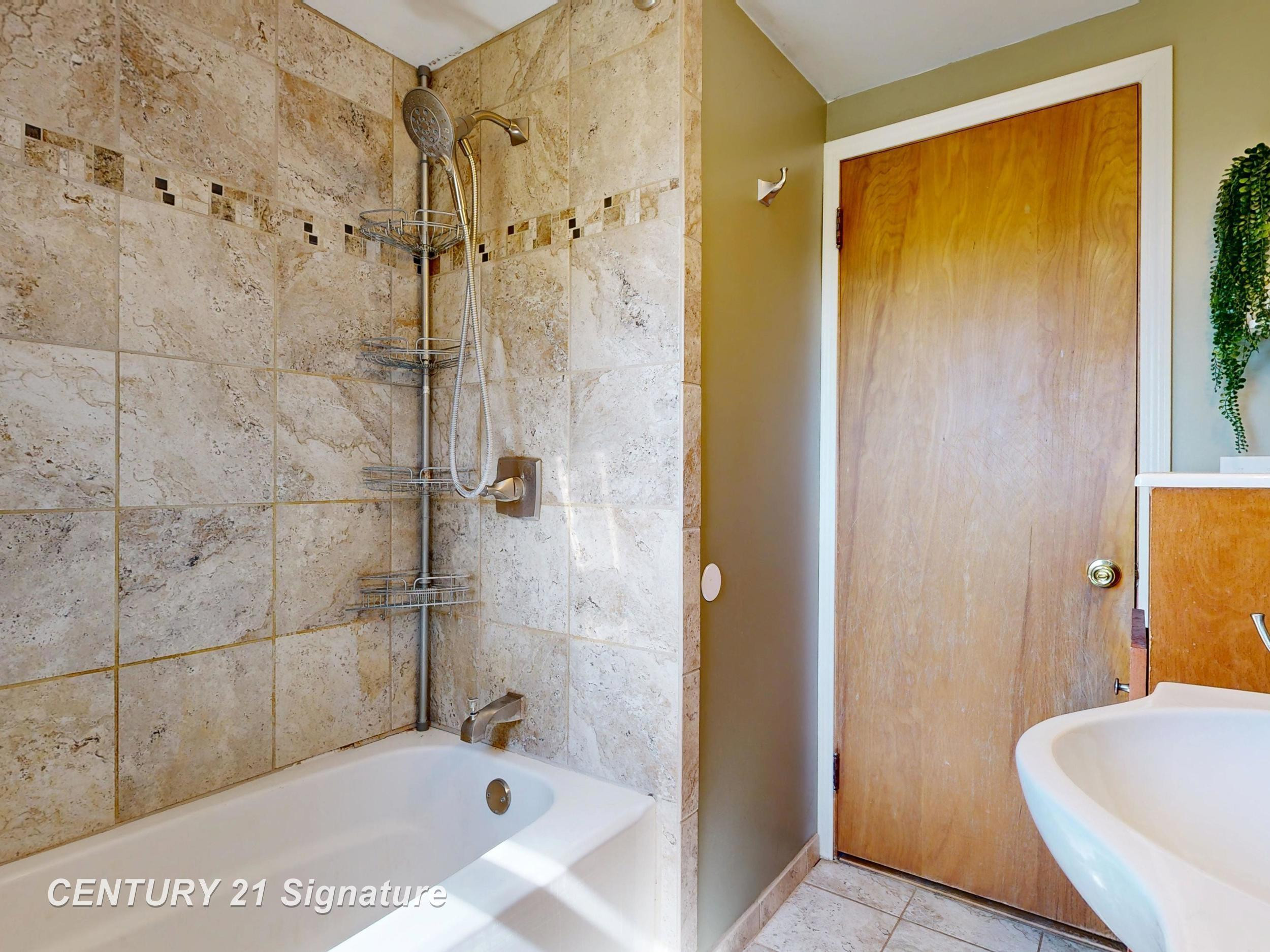 5940 East Road, Saginaw, MI 48601 — Photo 26