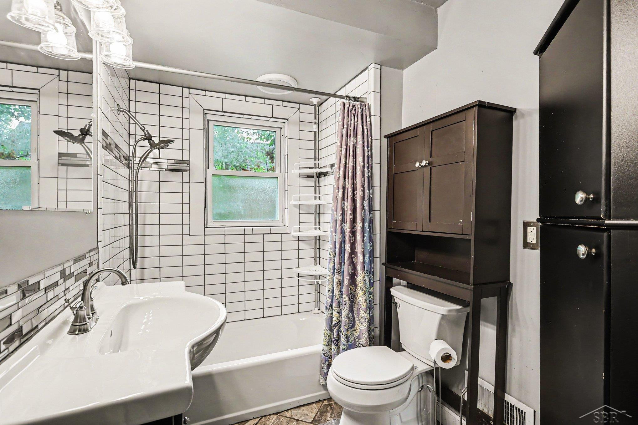 3374 Winter Street, Saginaw, MI 48604 — Photo 12