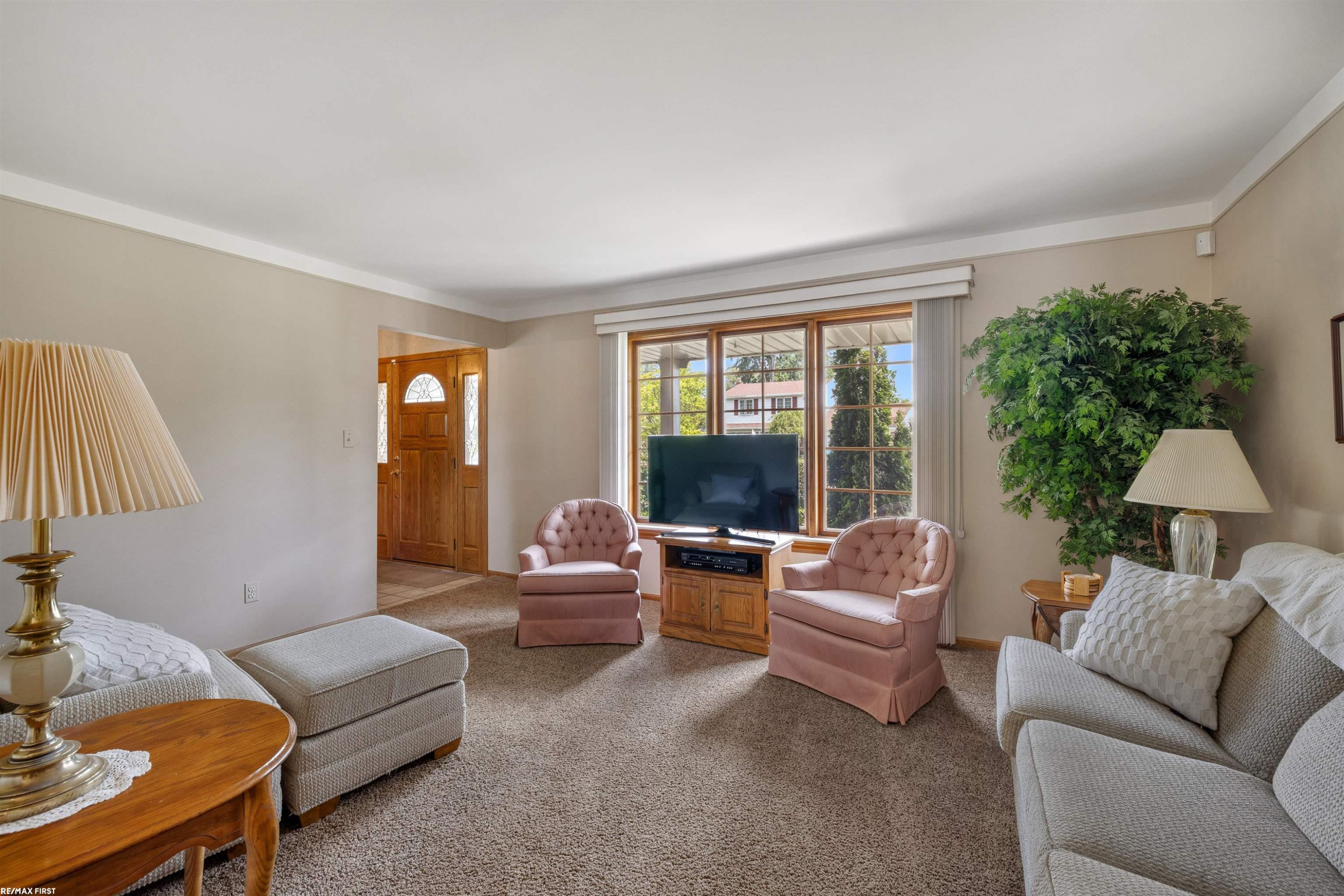 23548 Kim Drive, Clinton Twp, MI 48035 — Photo 6