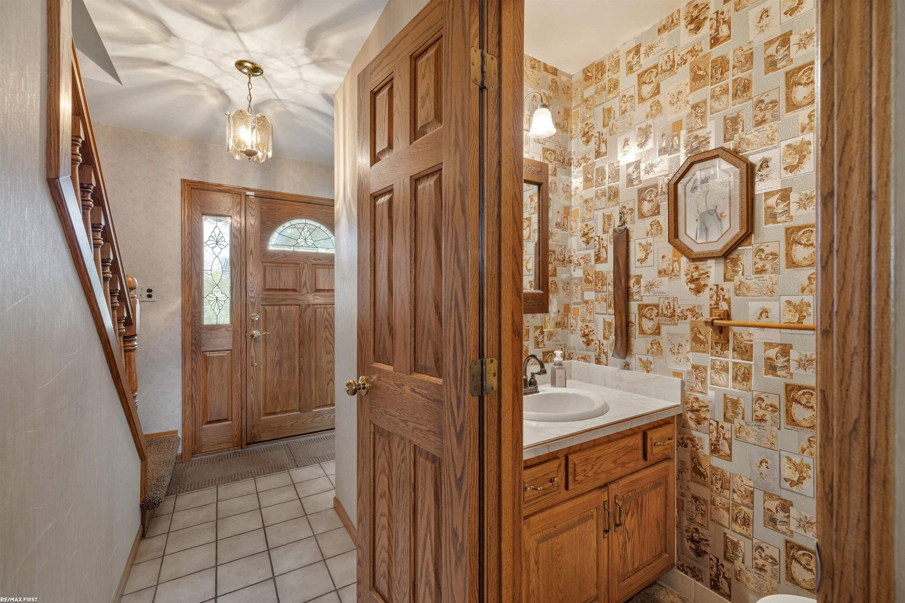 23548 Kim Drive, Clinton Twp, MI 48035 — Photo 10