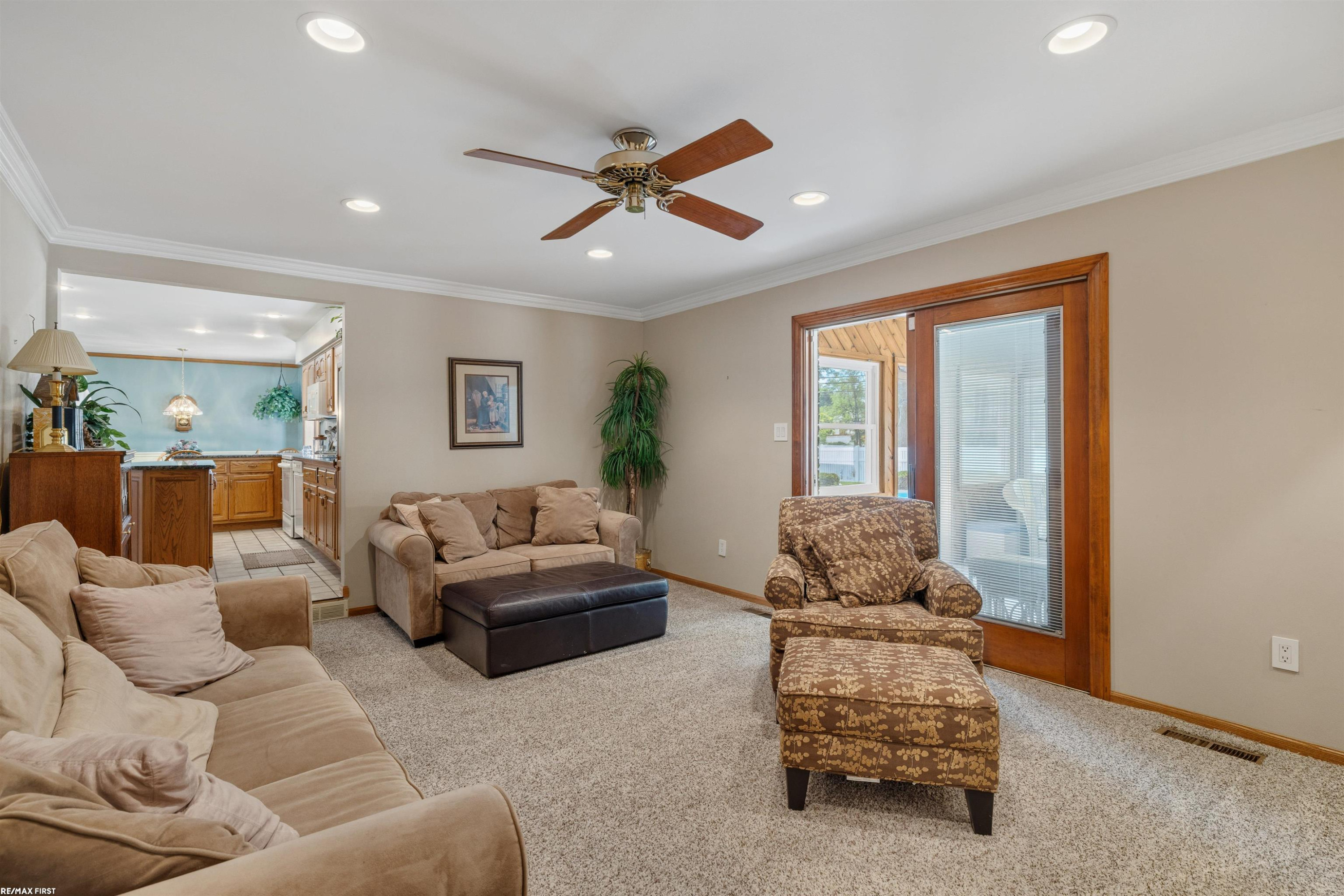 23548 Kim Drive, Clinton Twp, MI 48035 — Photo 18