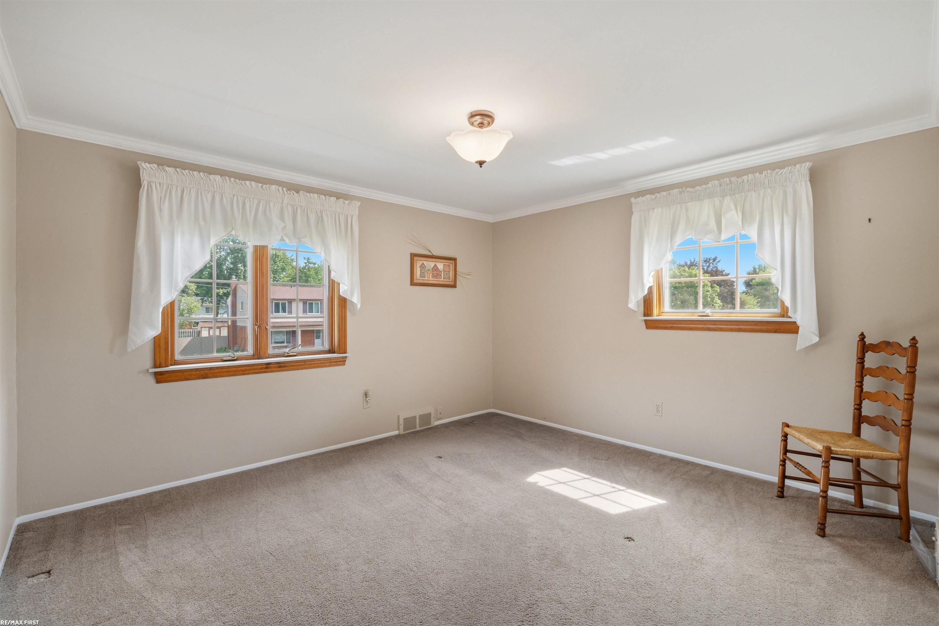 23548 Kim Drive, Clinton Twp, MI 48035 — Photo 27