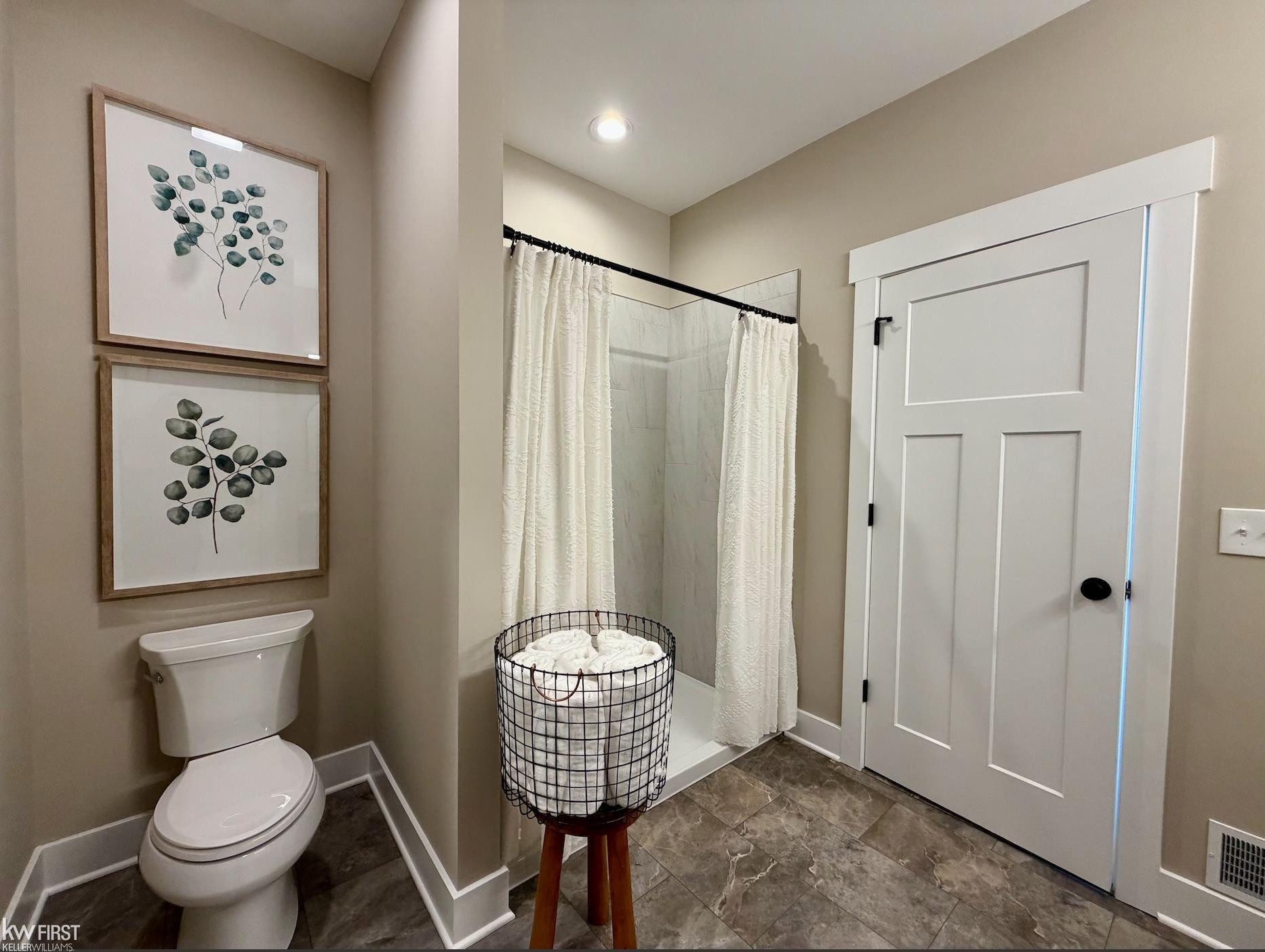 5381 Championship Drive, 34, Linden, MI 48451 — Photo 16