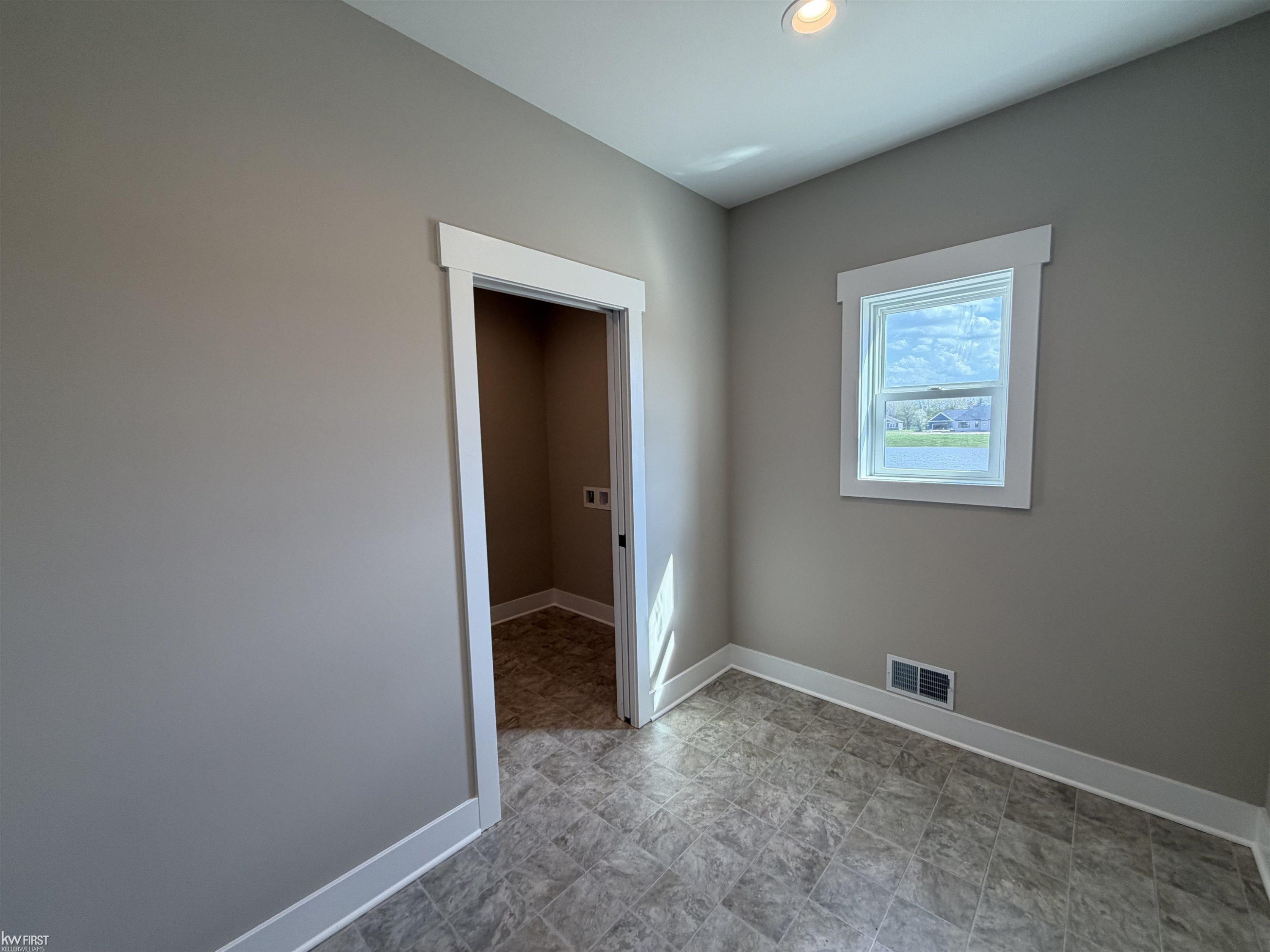 5381 Championship Drive, 34, Linden, MI 48451 — Photo 25