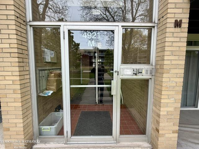 4921 Crooks Road, Royal Oak, MI 48073 — Photo 2