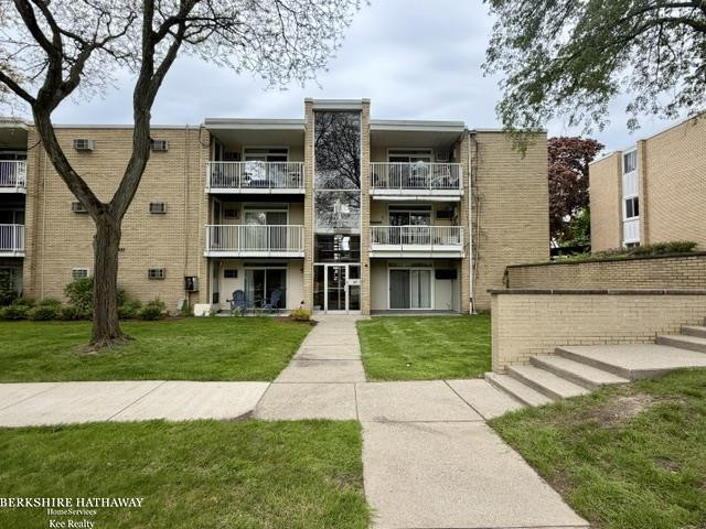 4921 Crooks Road, Royal Oak, MI 48073 — Photo 14
