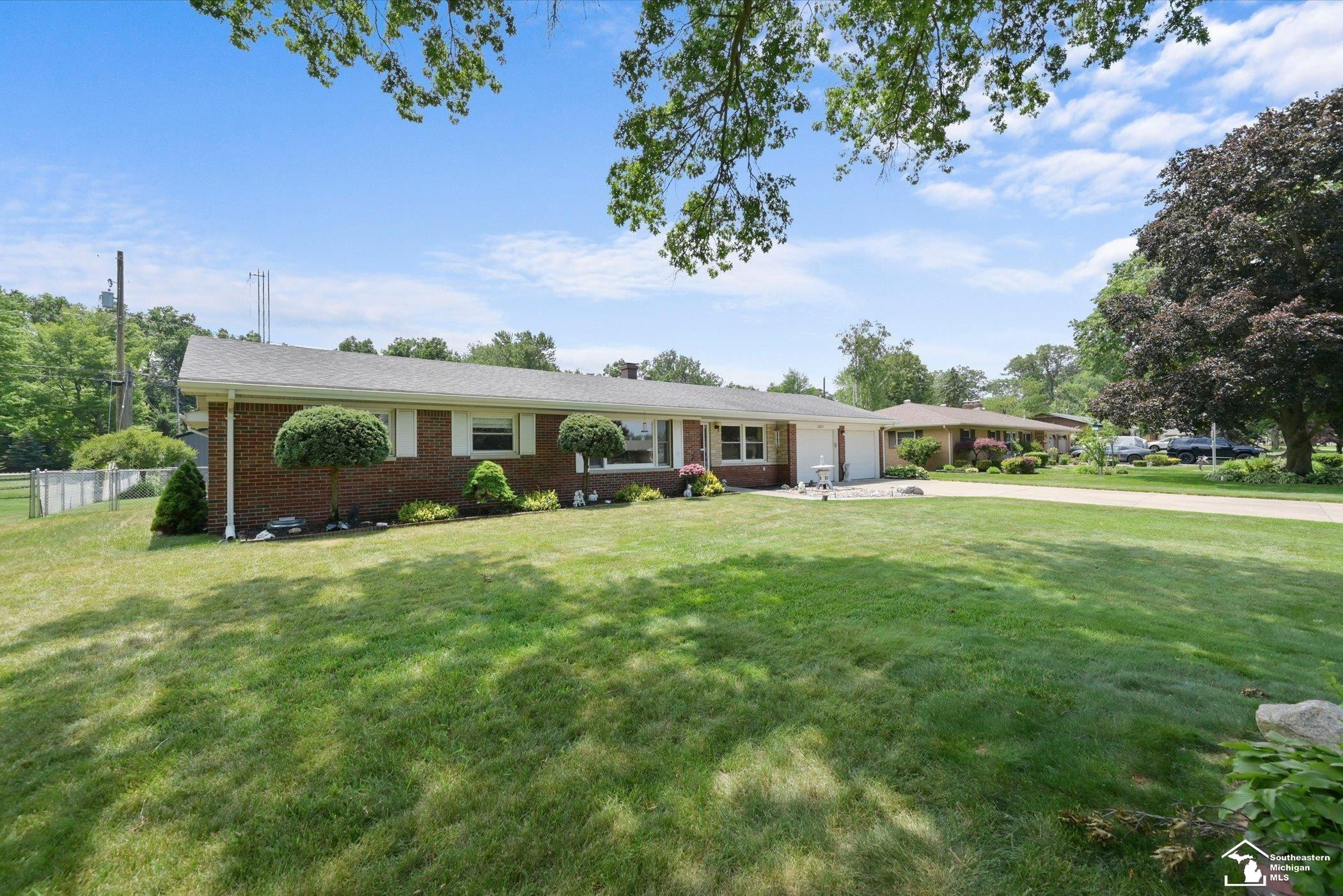 1065 Valetta Drive, Temperance, MI 48182 — Photo 2