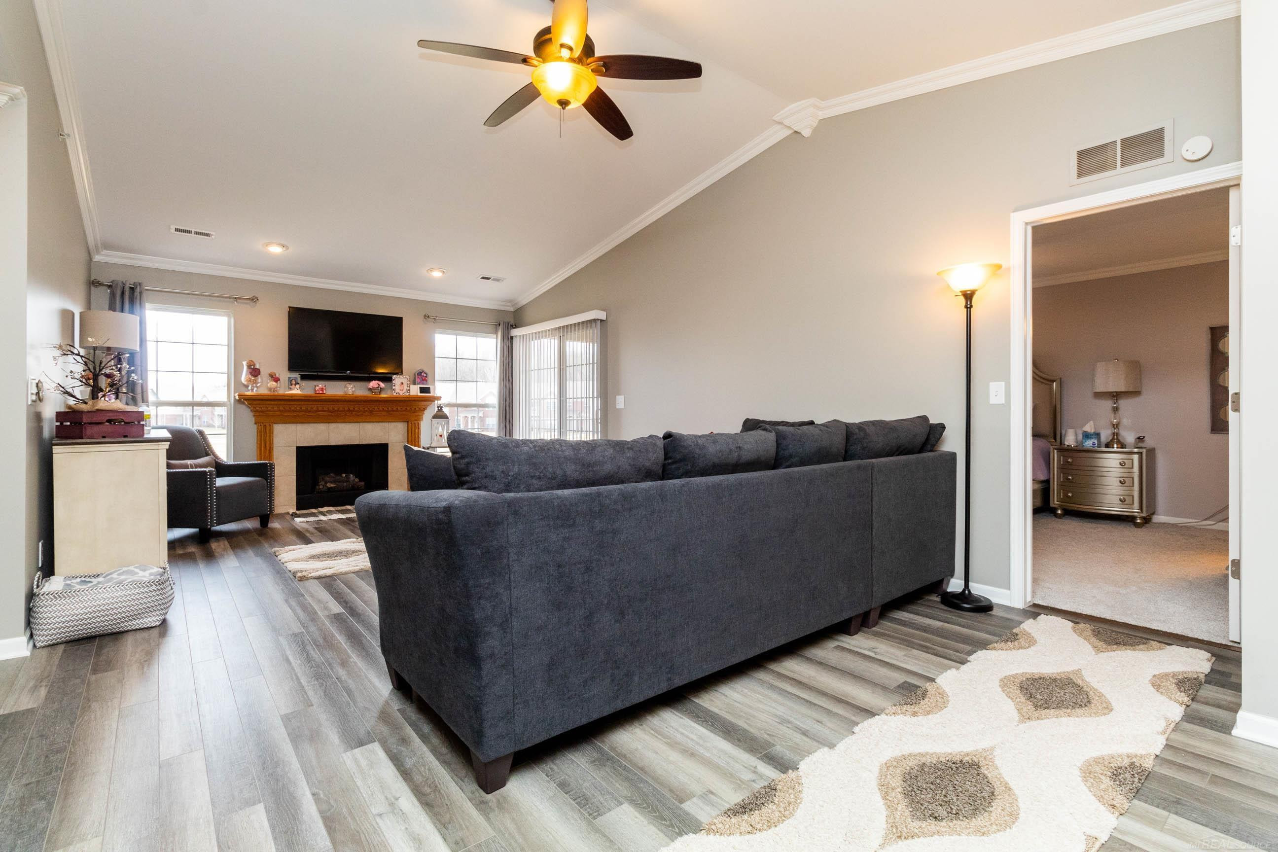52196 Naugatuck Drive, Macomb, MI 48042 — Photo 9