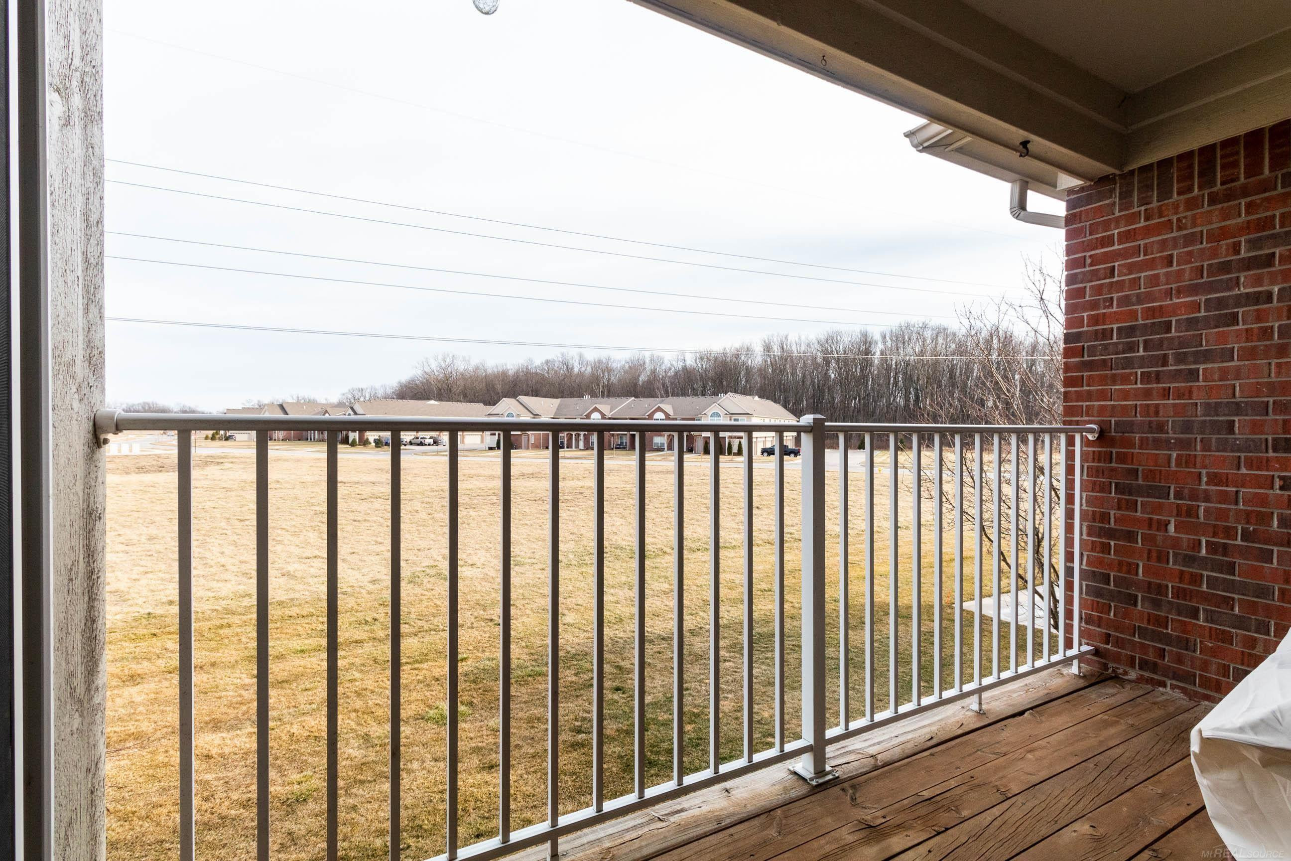 52196 Naugatuck Drive, Macomb, MI 48042 — Photo 23