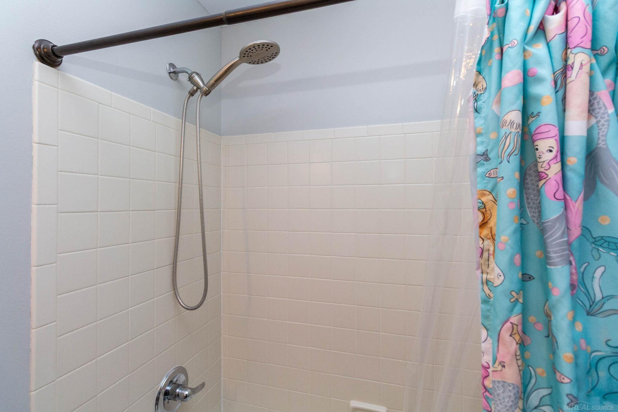 52196 Naugatuck Drive, Macomb, MI 48042 — Photo 34