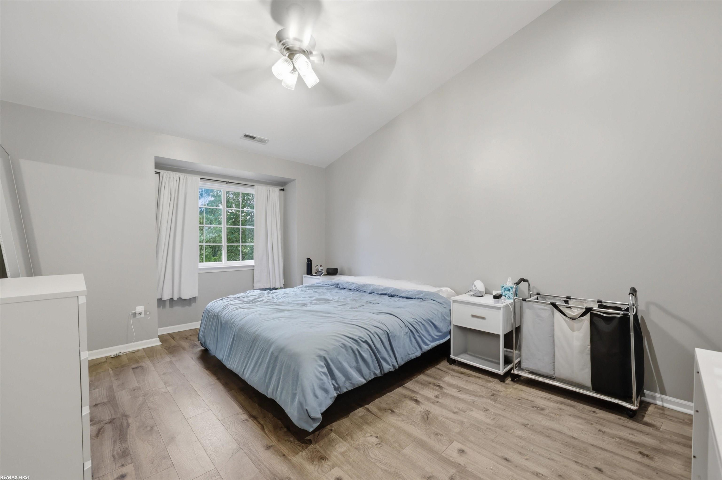 5687 Acorn Lane, Sterling Heights, MI 48314 — Photo 11