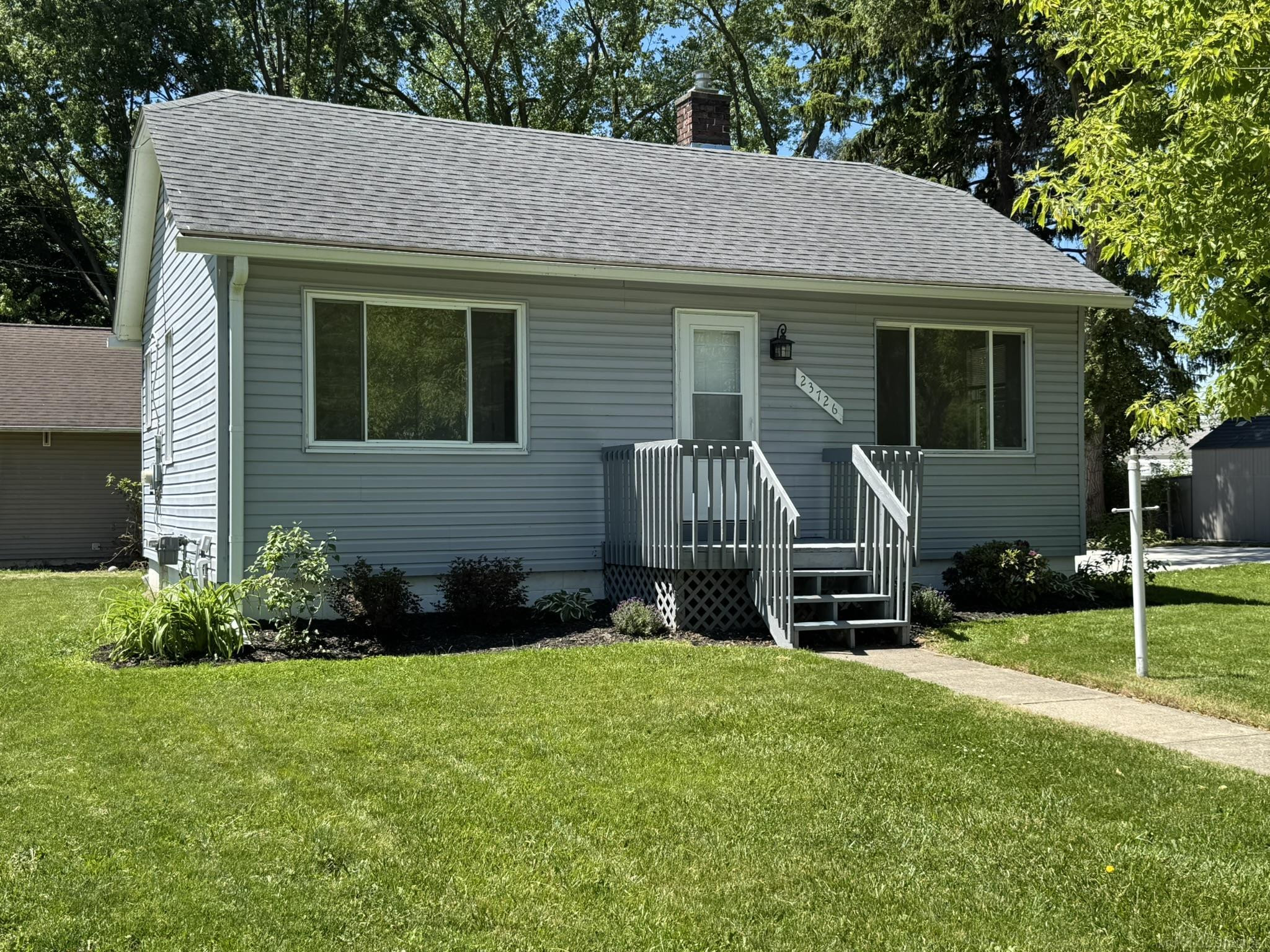 23726 Carlington Drive, Clinton Twp, MI 48036