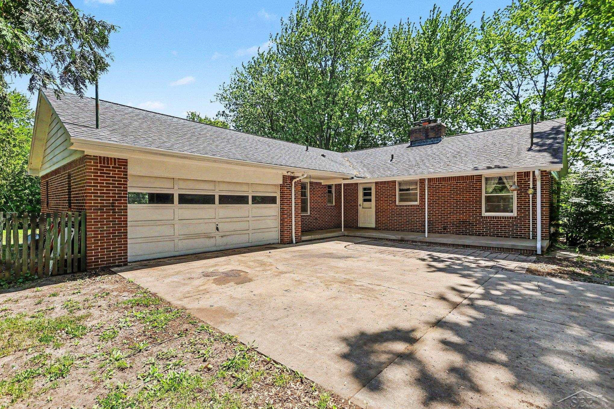4270 Shattuck Road, Saginaw, MI 48603 — Photo 3