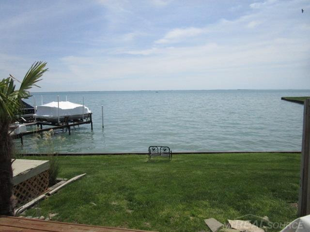 50666 JEFFERSON Street, D-6, New Baltimore, MI 48047