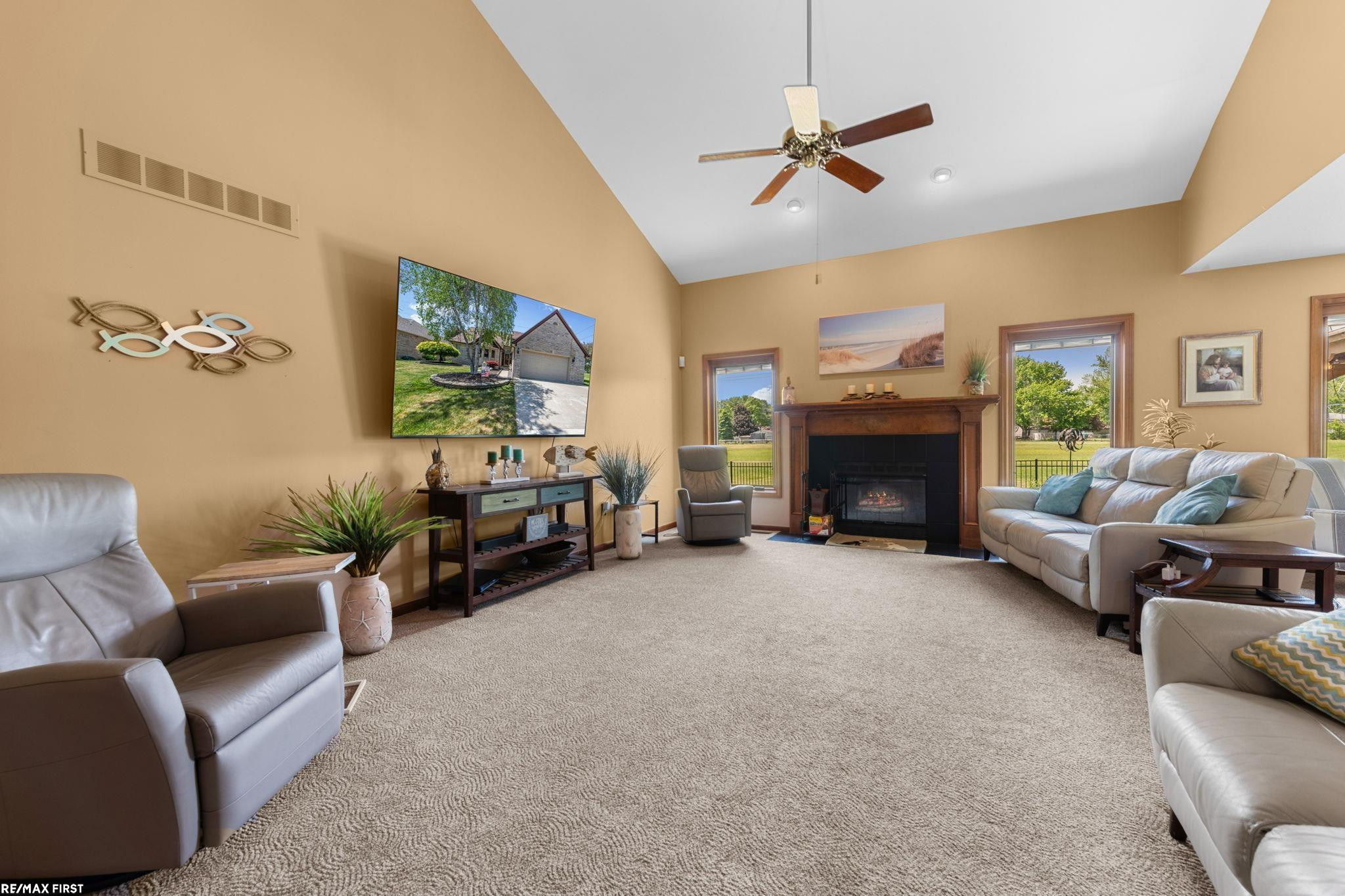 44325 Meadowlake Drive, Sterling Heights, MI 48313 — Photo 5