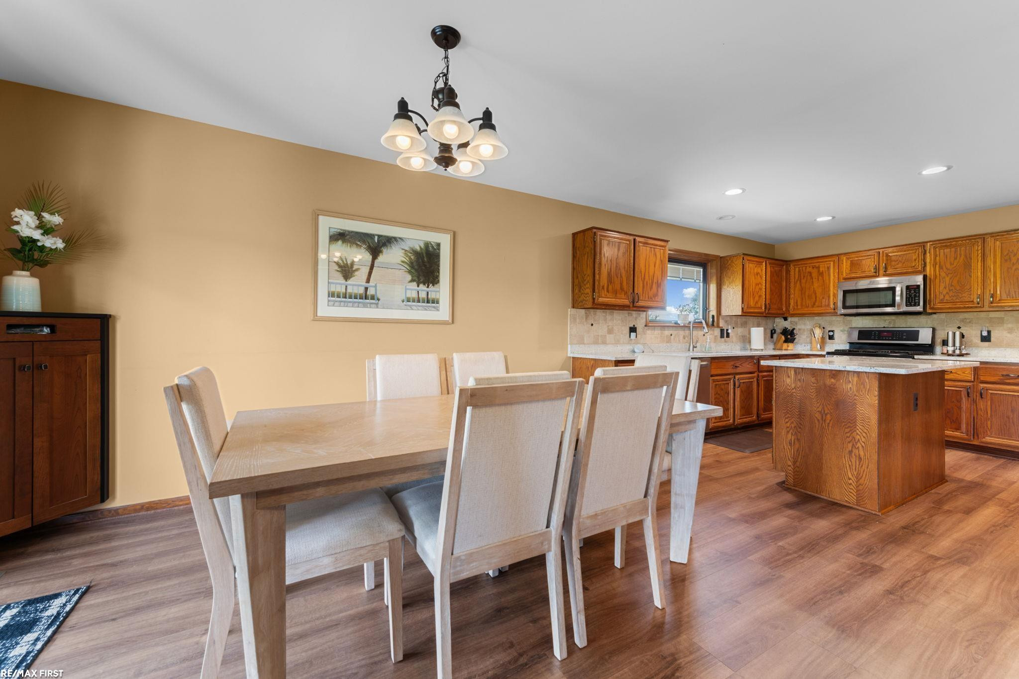 44325 Meadowlake Drive, Sterling Heights, MI 48313 — Photo 8