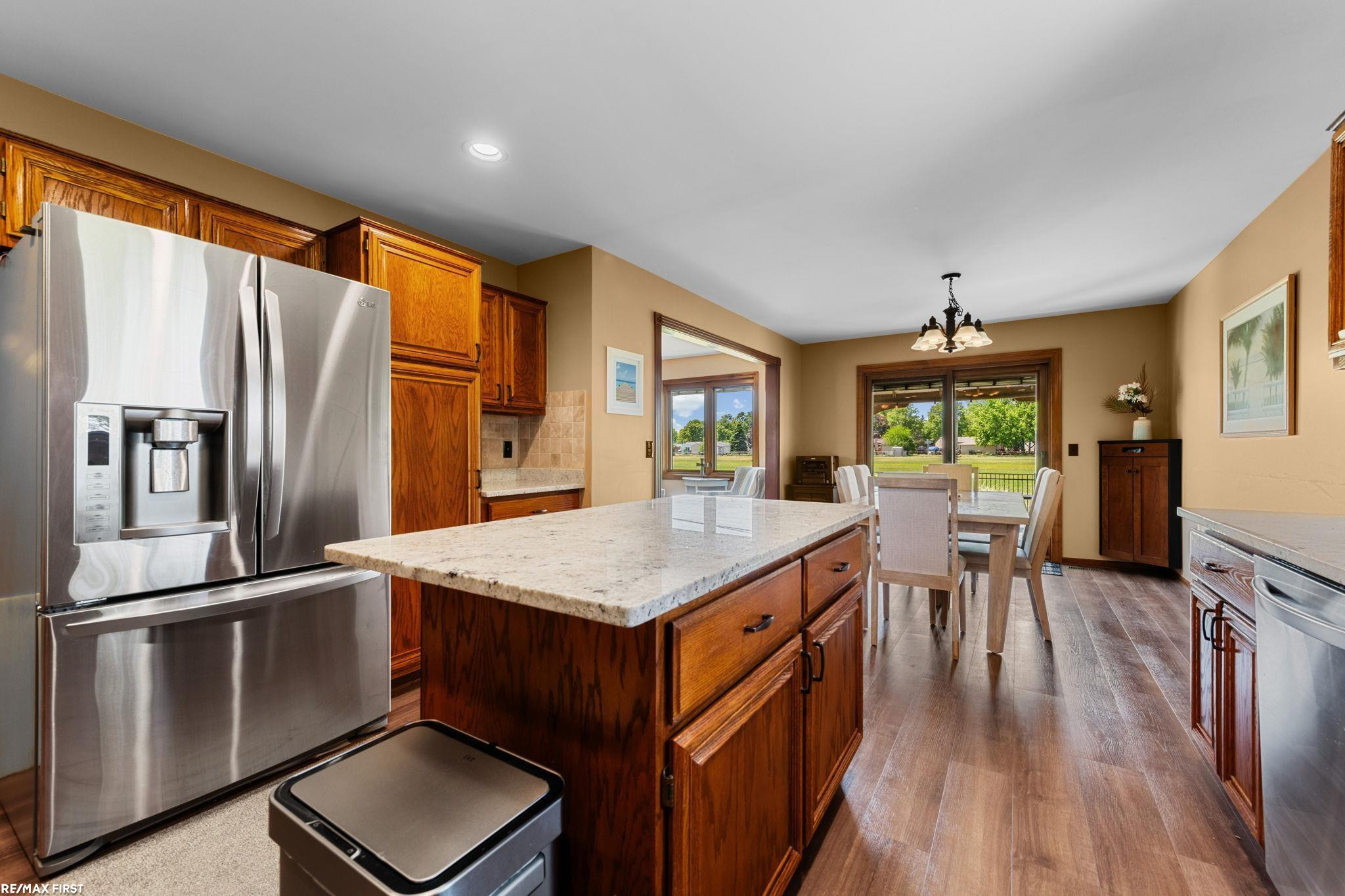 44325 Meadowlake Drive, Sterling Heights, MI 48313 — Photo 13
