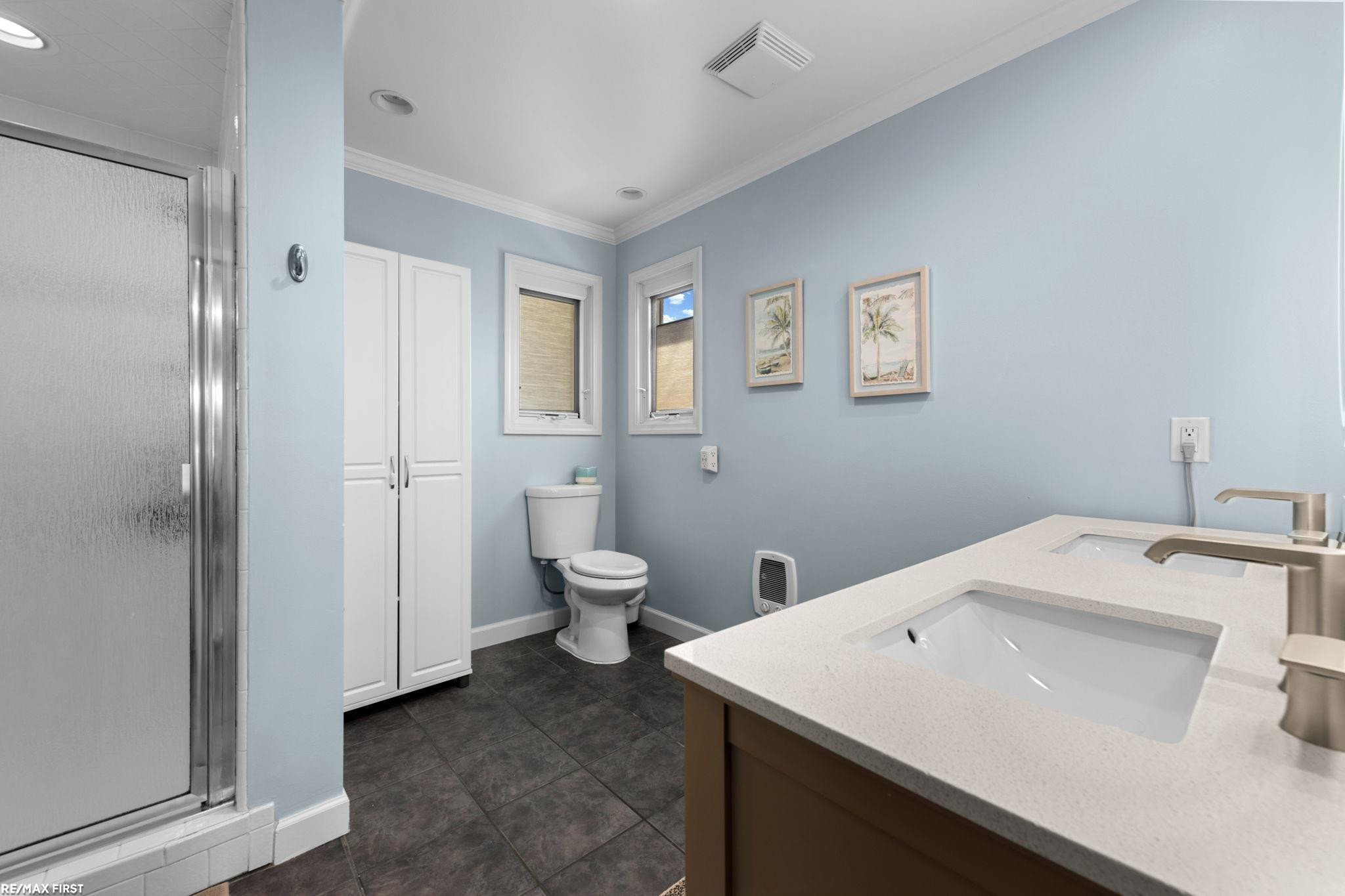 44325 Meadowlake Drive, Sterling Heights, MI 48313 — Photo 17