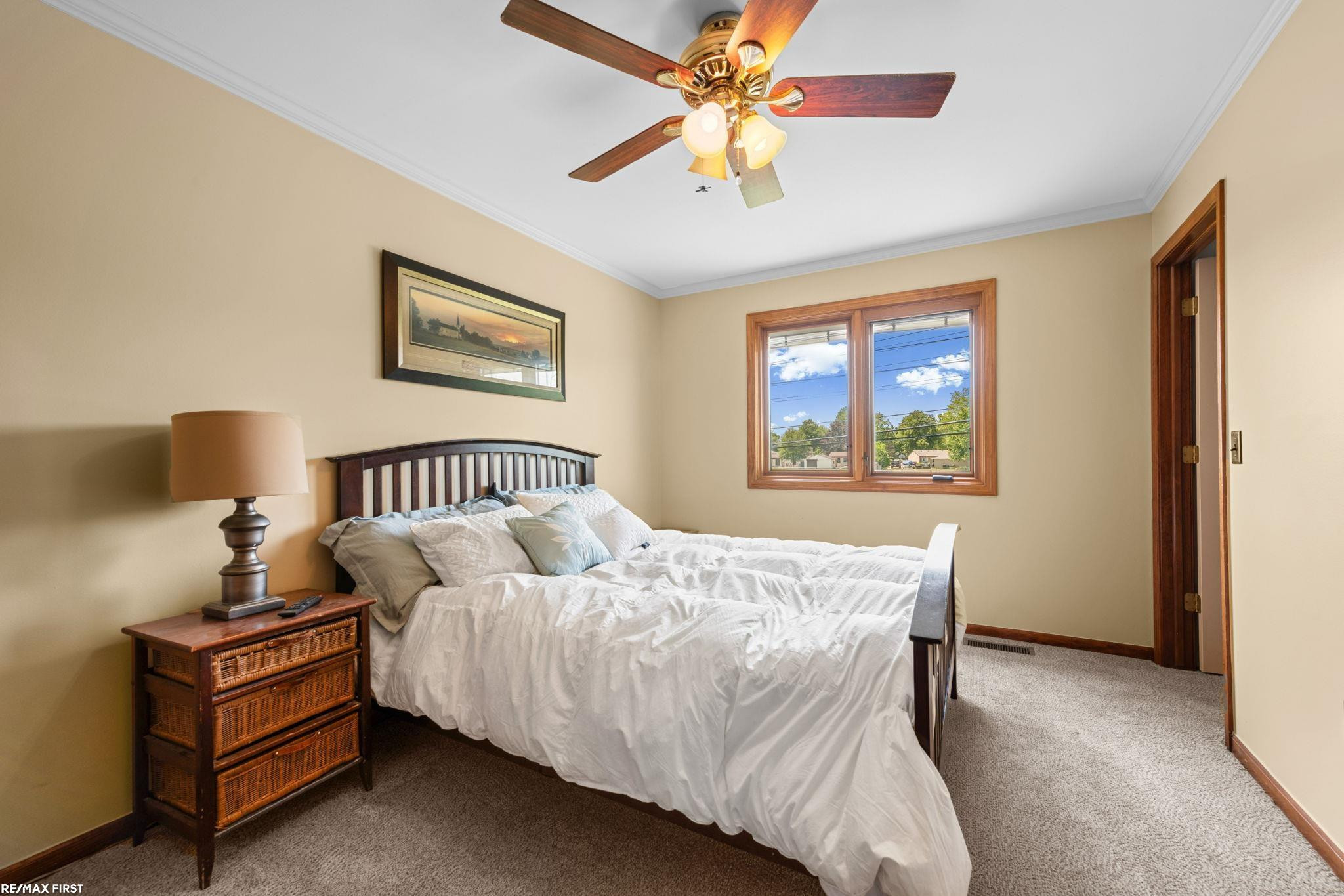 44325 Meadowlake Drive, Sterling Heights, MI 48313 — Photo 24
