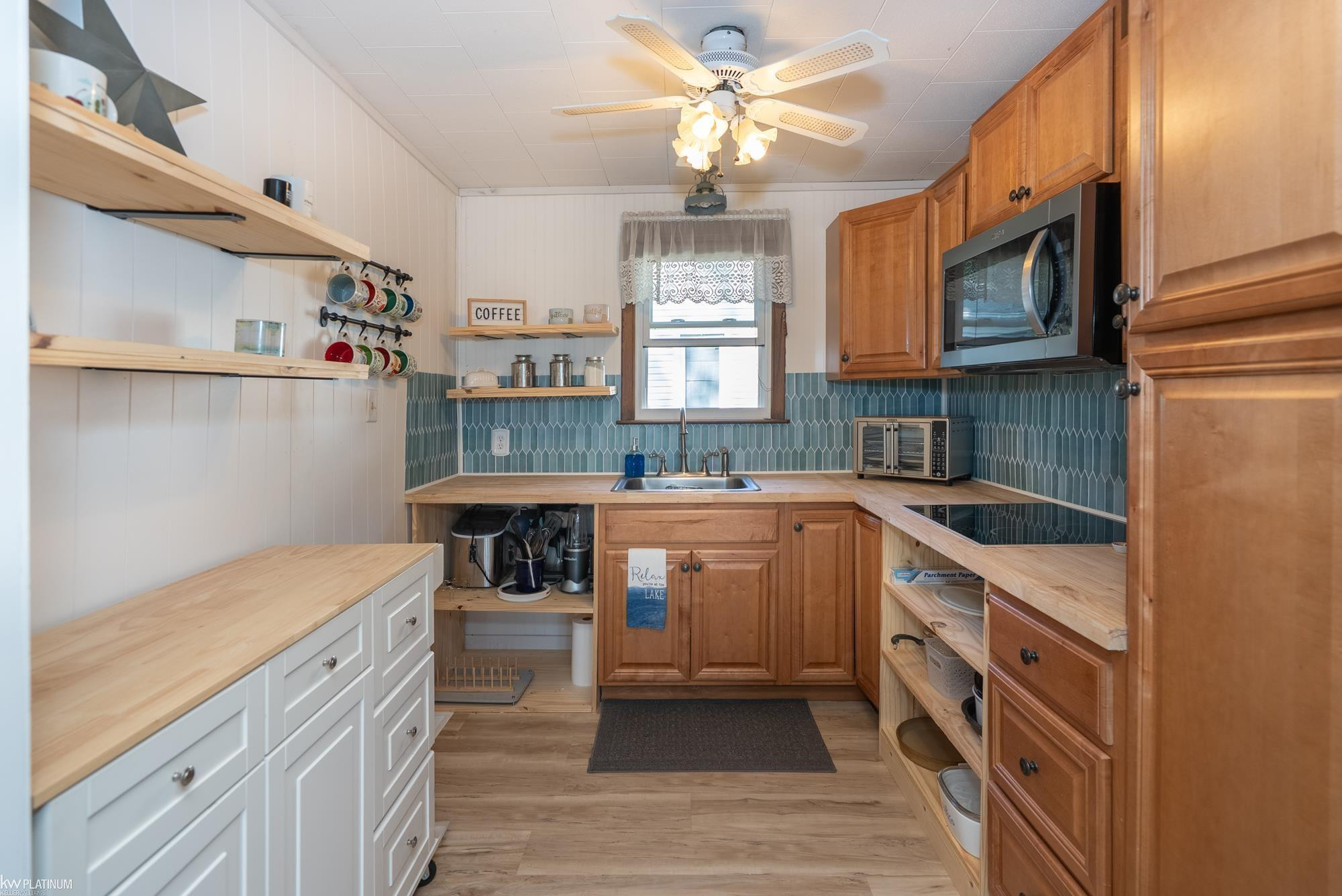 7468 HURON BAY Boulevard, MI 48450 — Photo 13