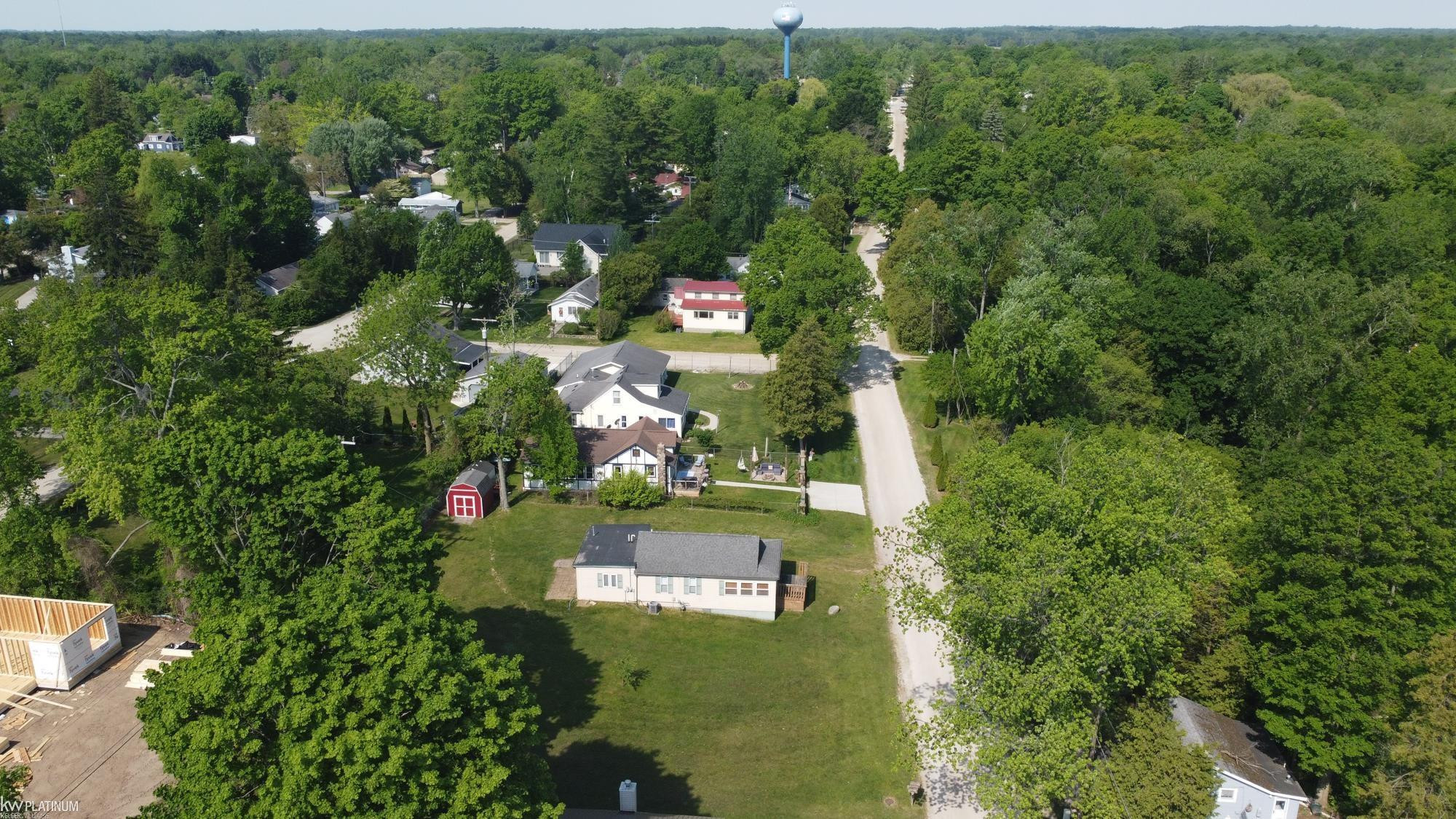 7468 HURON BAY Boulevard, MI 48450 — Photo 35