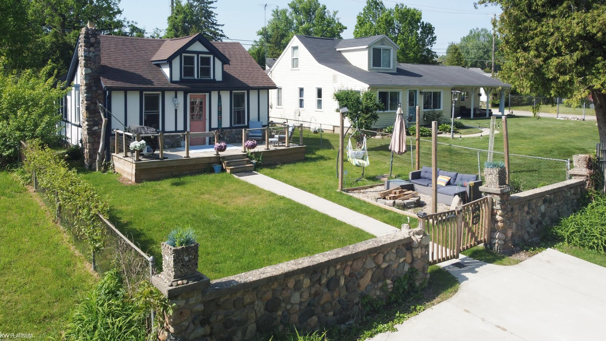 7468 HURON BAY Boulevard, MI 48450 — Photo 37