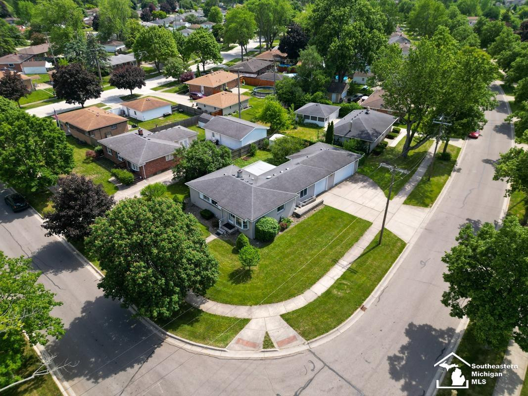 419 Richards Drive, Monroe, MI 48162 — Photo 7