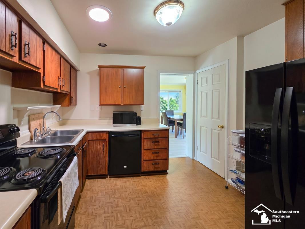 419 Richards Drive, Monroe, MI 48162 — Photo 13