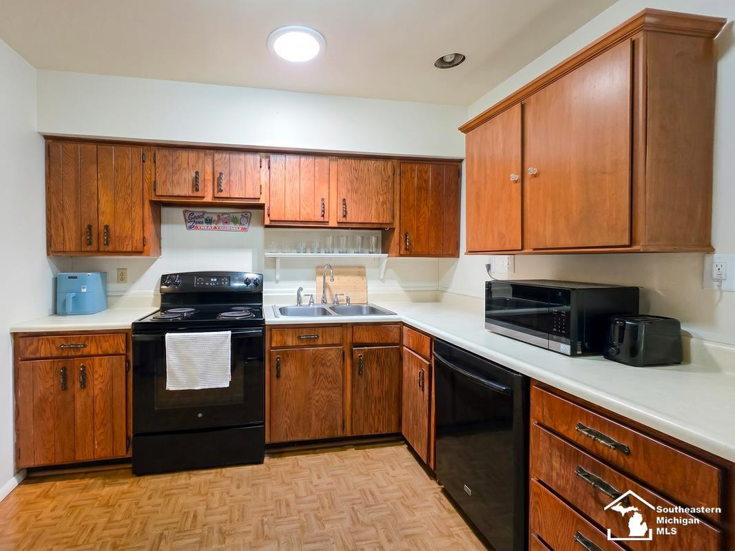 419 Richards Drive, Monroe, MI 48162 — Photo 14