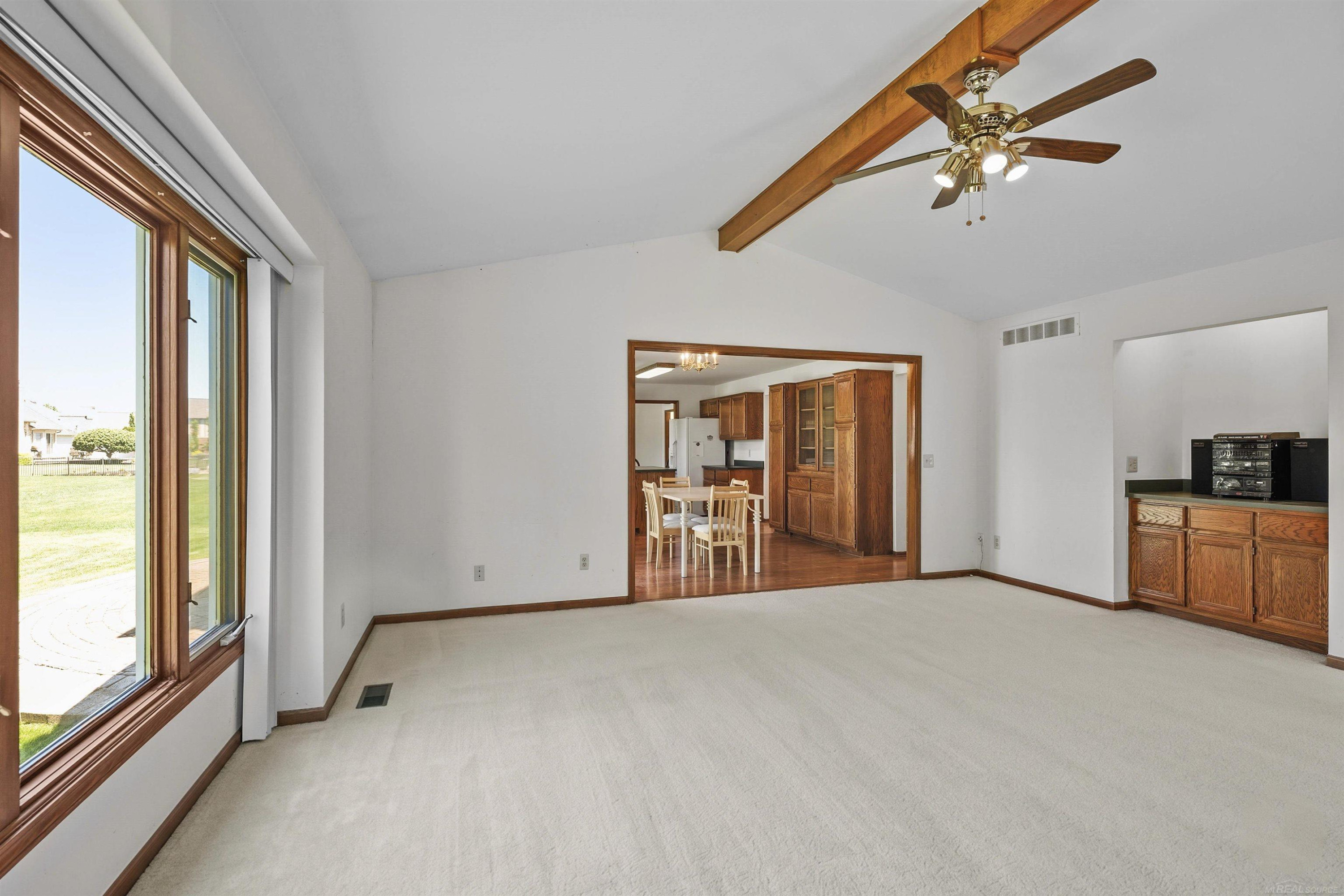 46325 Glen Eagle Drive, Utica, MI 48315 — Photo 17